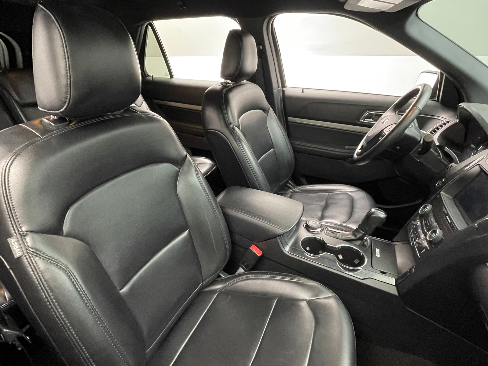 Thumbnail: 2019 Ford Explorer - 2