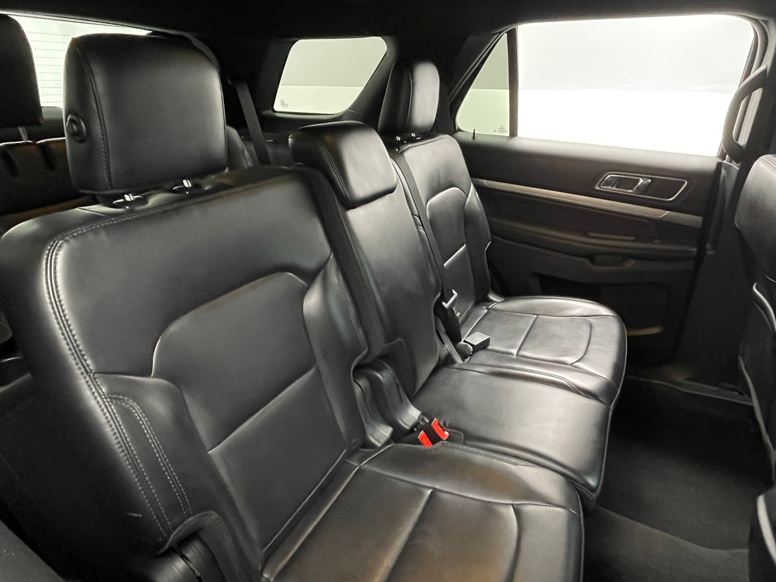 Thumbnail: 2019 Ford Explorer - 6