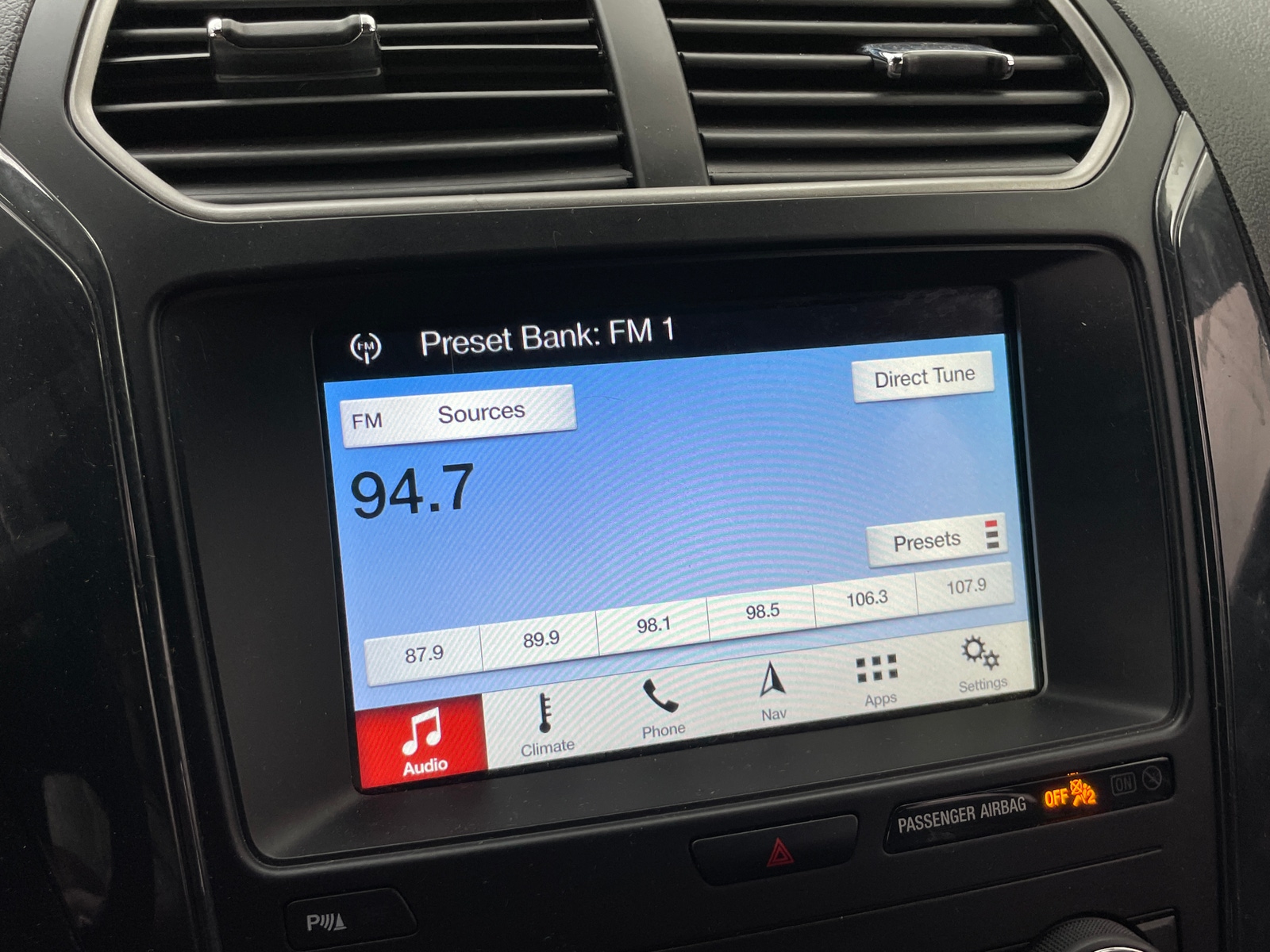 Thumbnail: 2019 Ford Explorer - 4