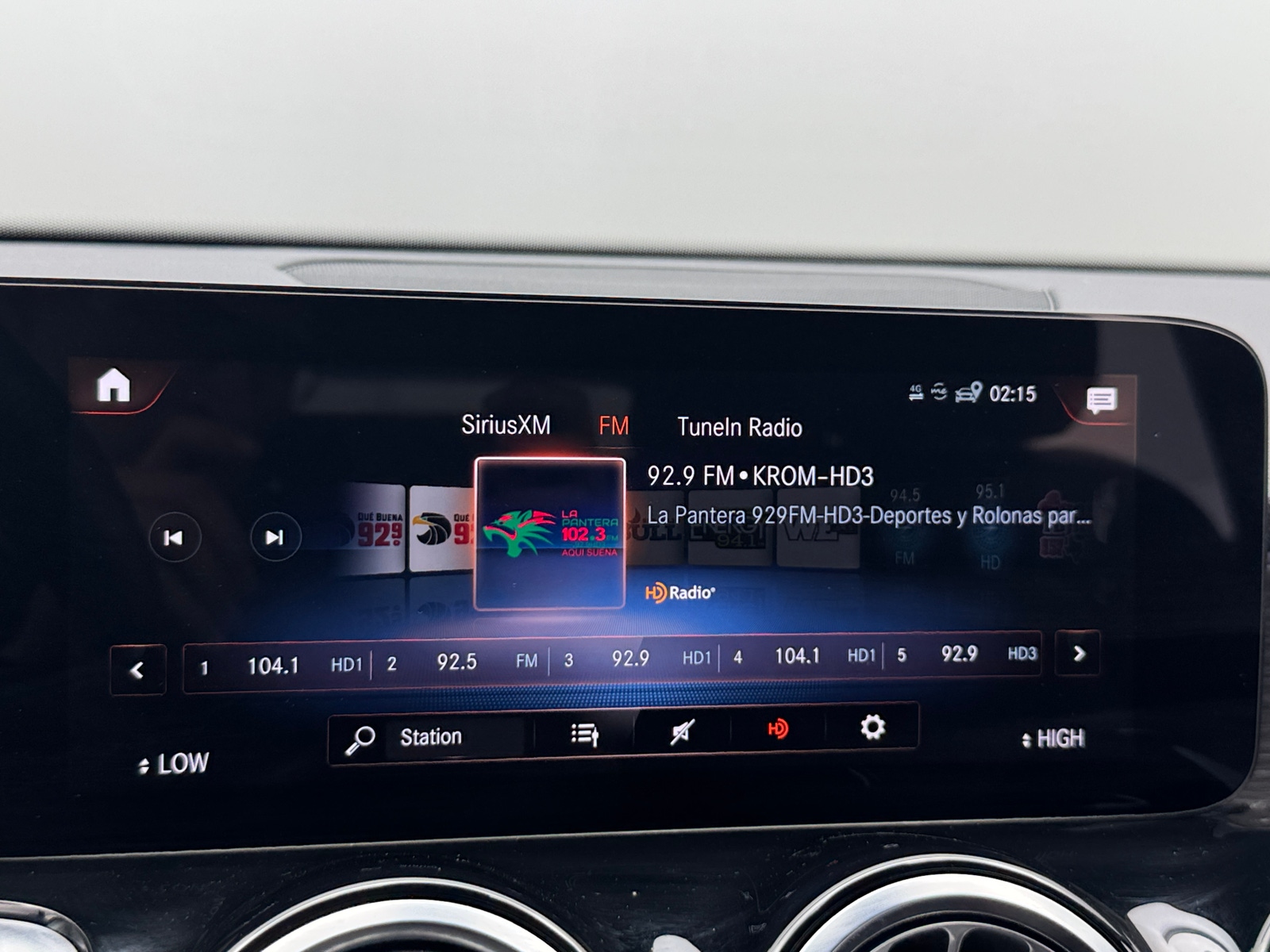 Thumbnail: 2023 Mercedes-Benz EQB - 3