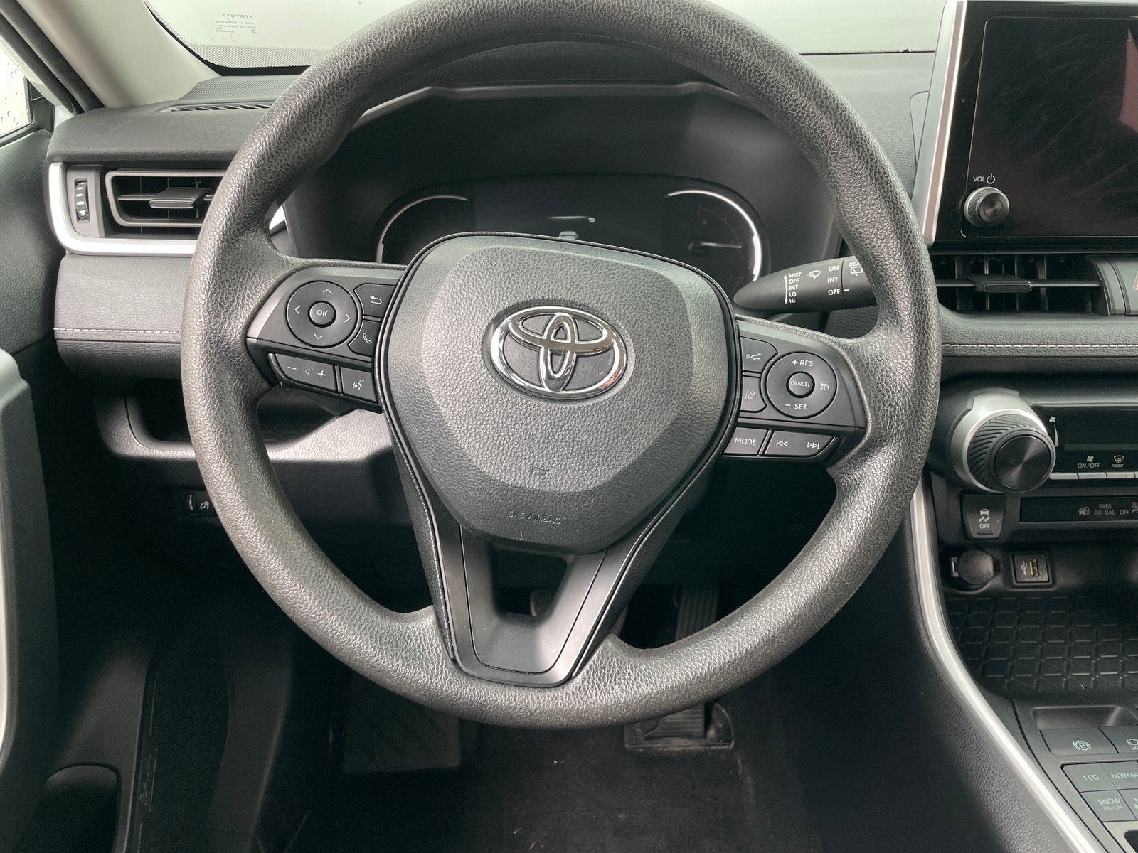 Thumbnail: 2023 Toyota RAV4 - 5