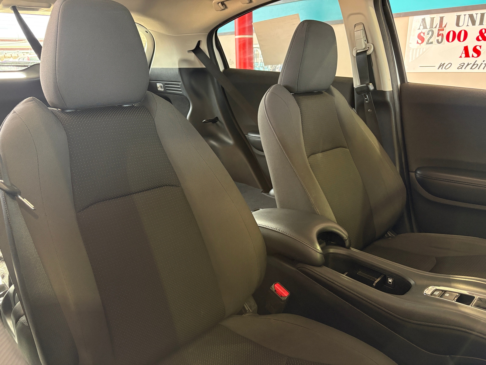 Thumbnail: 2019 Honda HR-V - 2