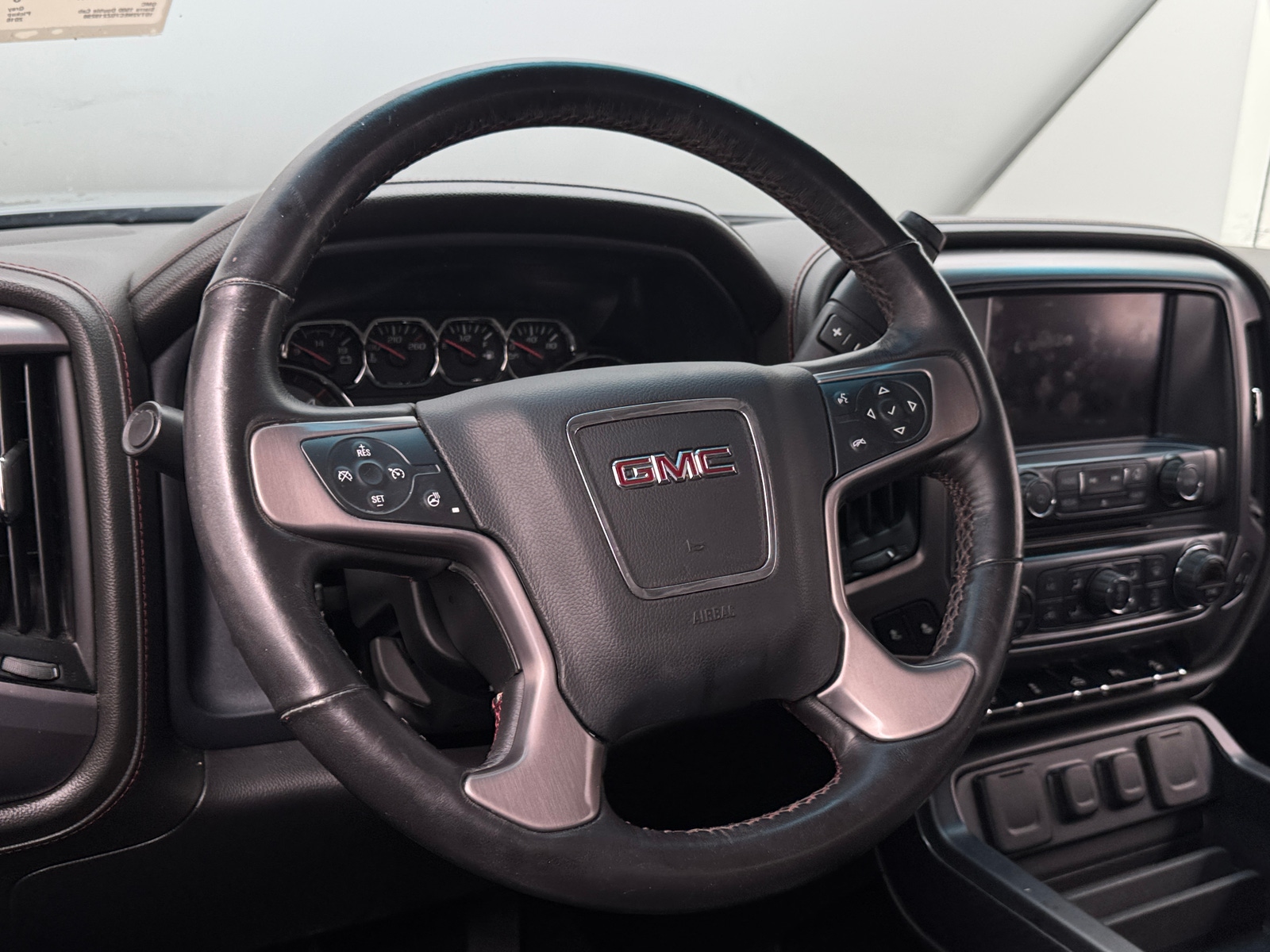 Thumbnail: 2016 GMC Sierra 1500 - 4