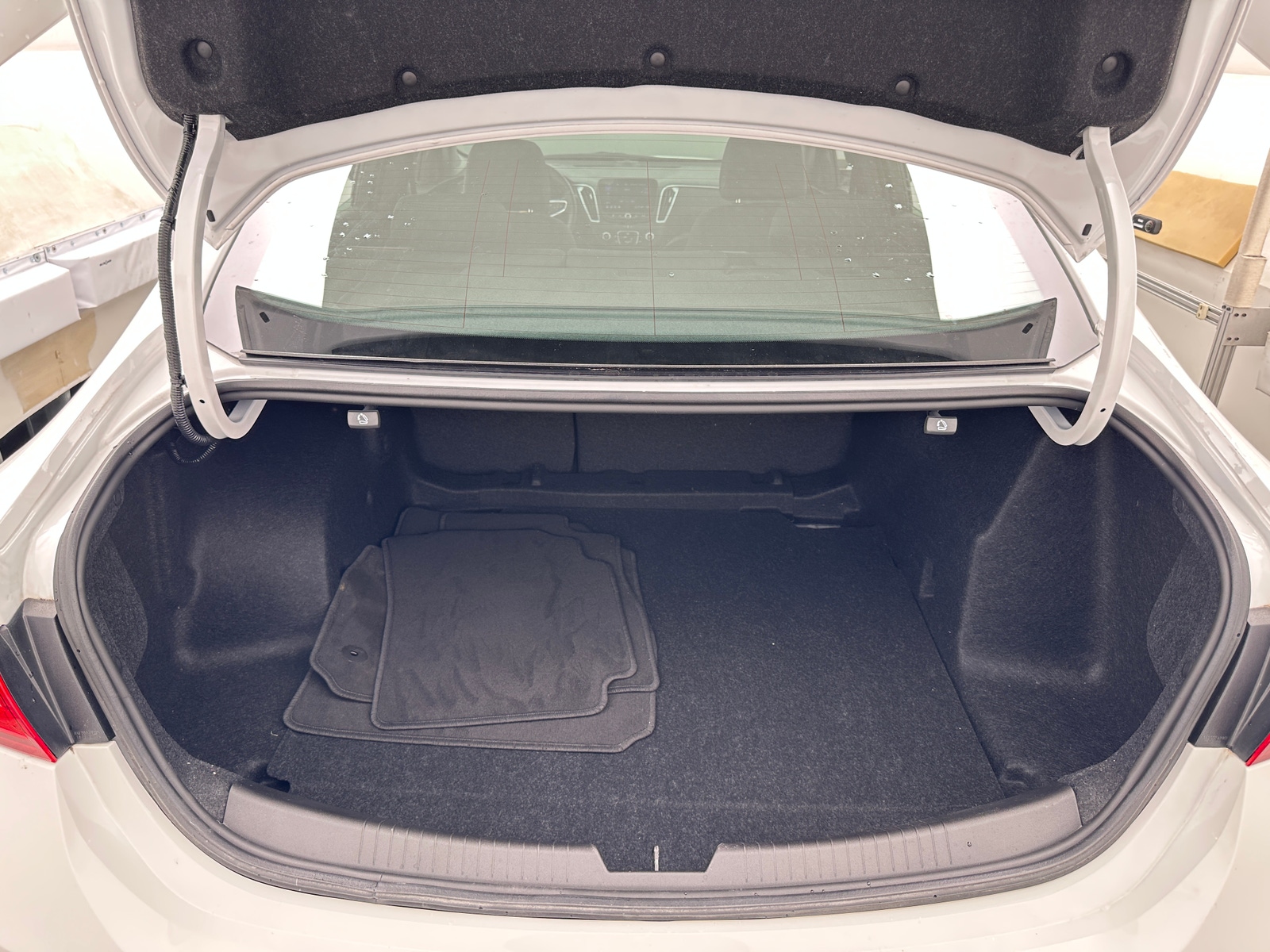 Thumbnail: 2024 Chevrolet Malibu - 7