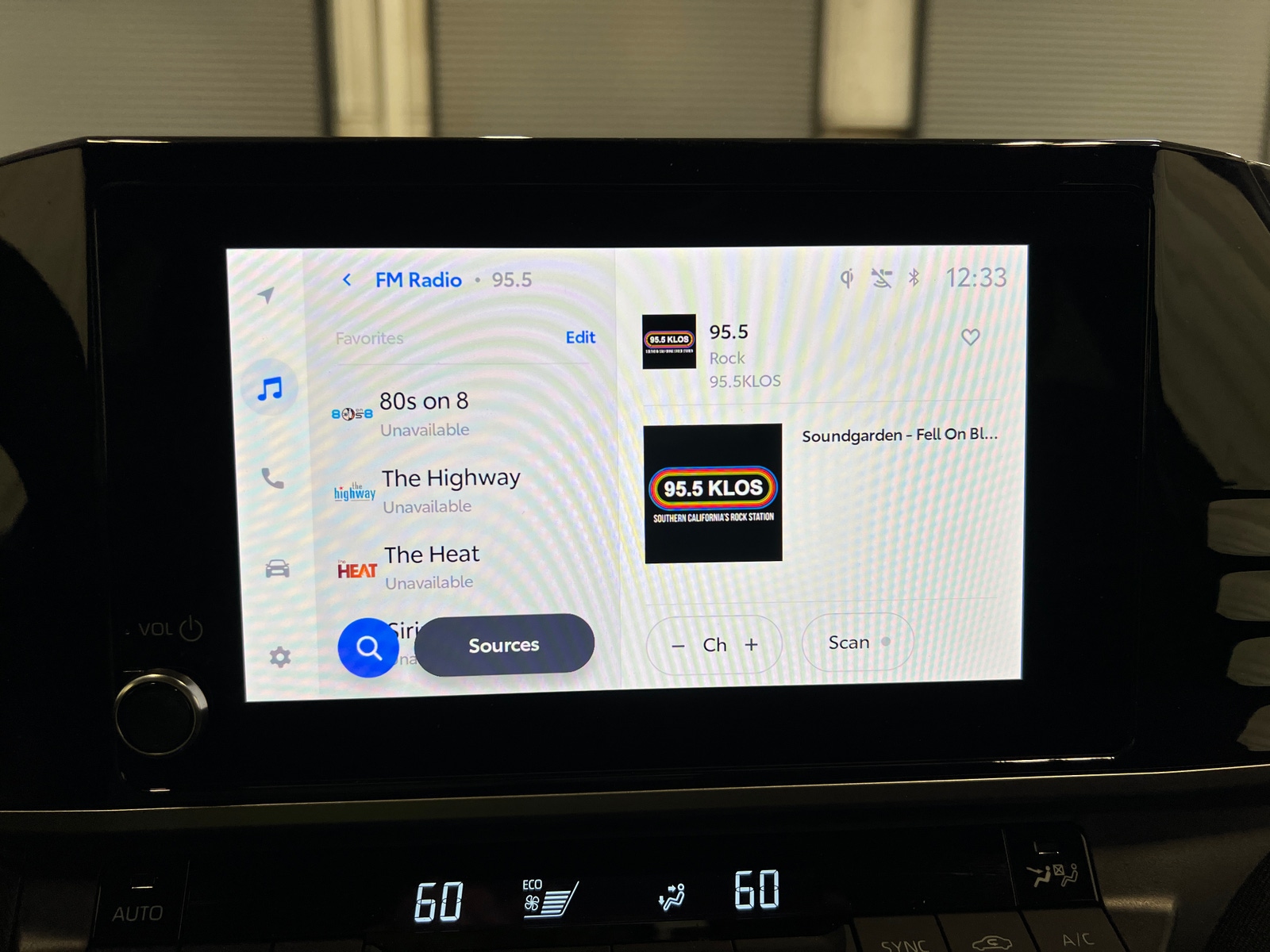 Thumbnail: 2025 Toyota Camry - 4