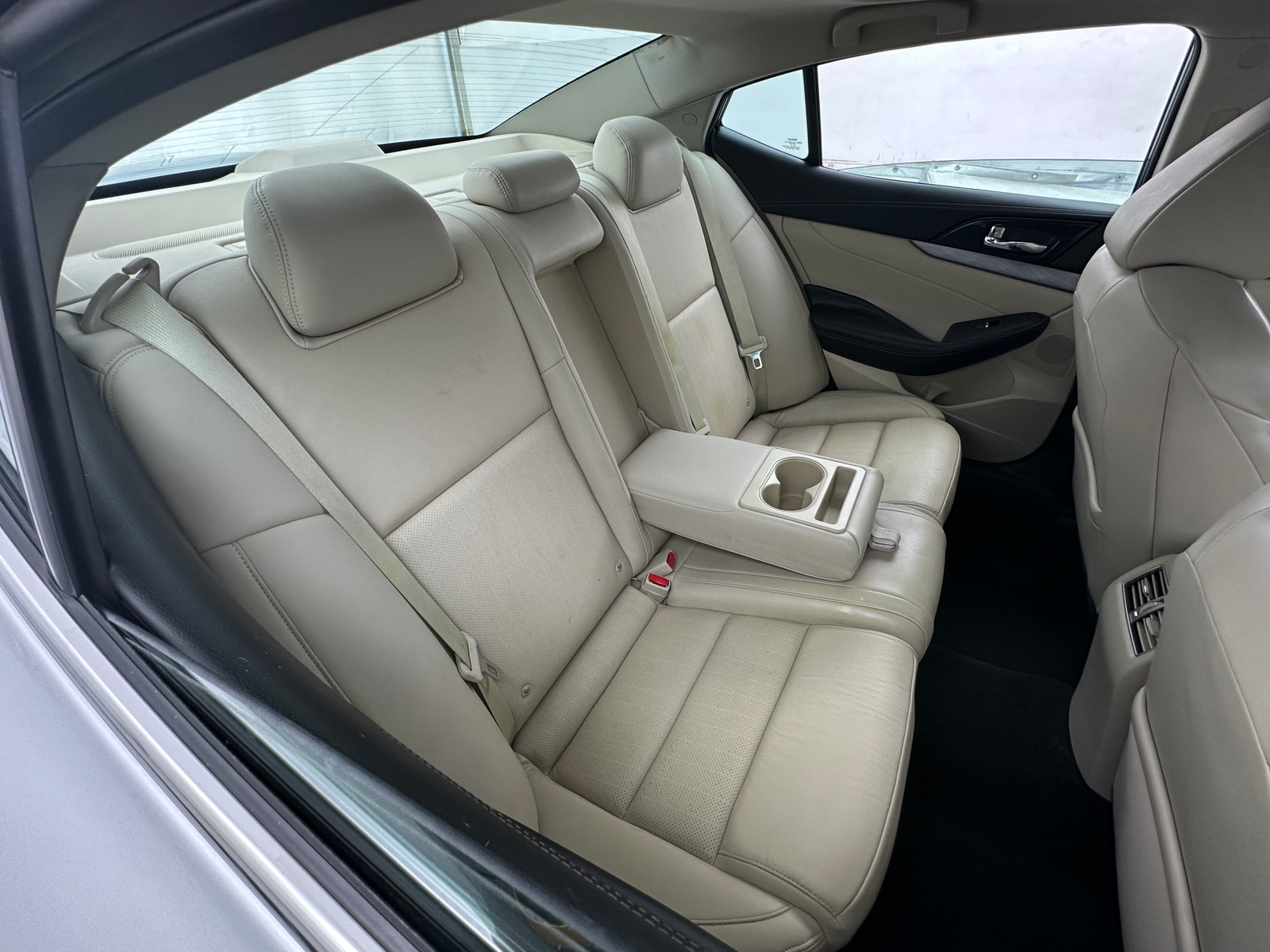 Thumbnail: 2016 Nissan Maxima - 5