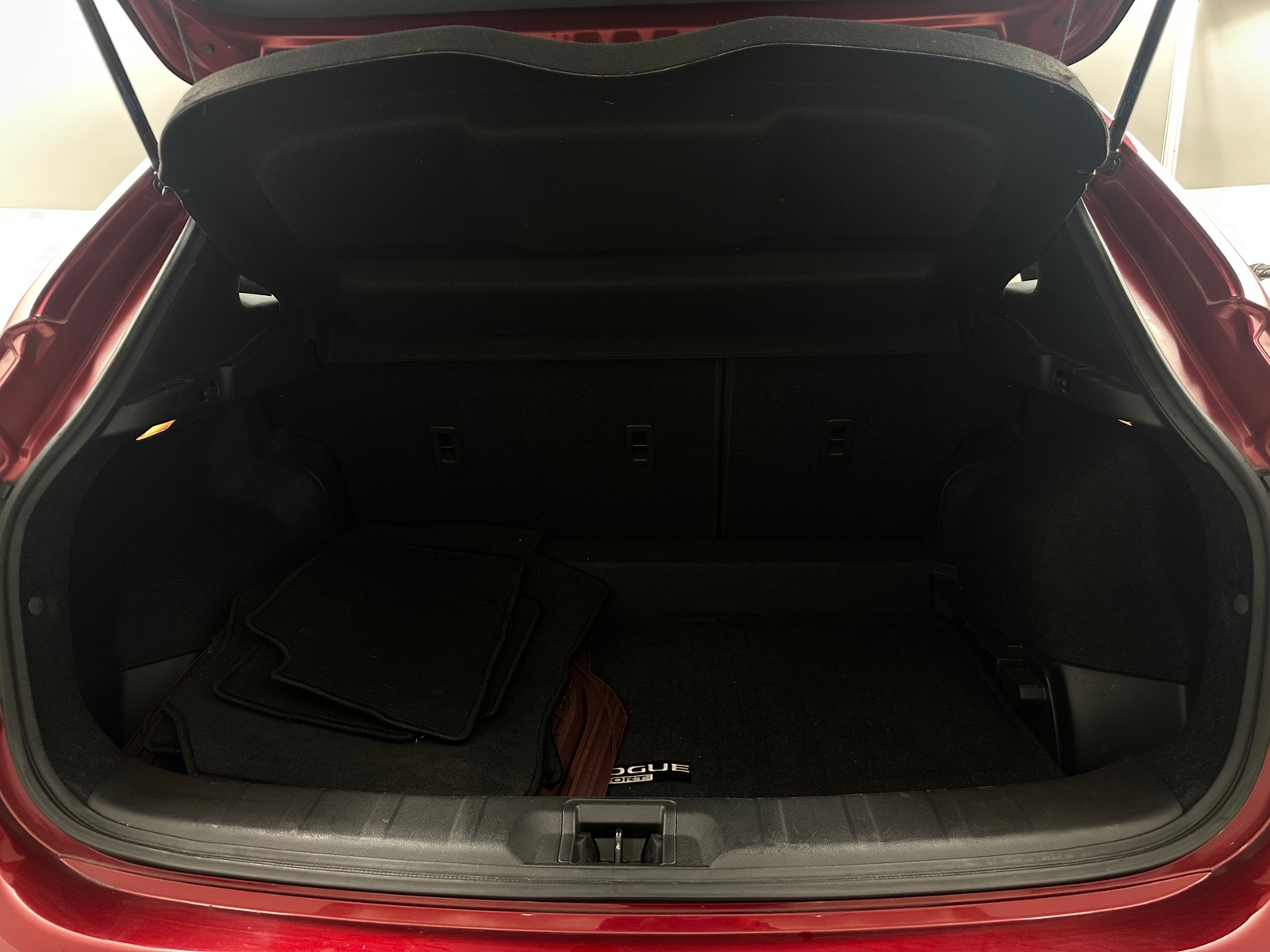 Thumbnail: 2020 Nissan Rogue Sport - 7