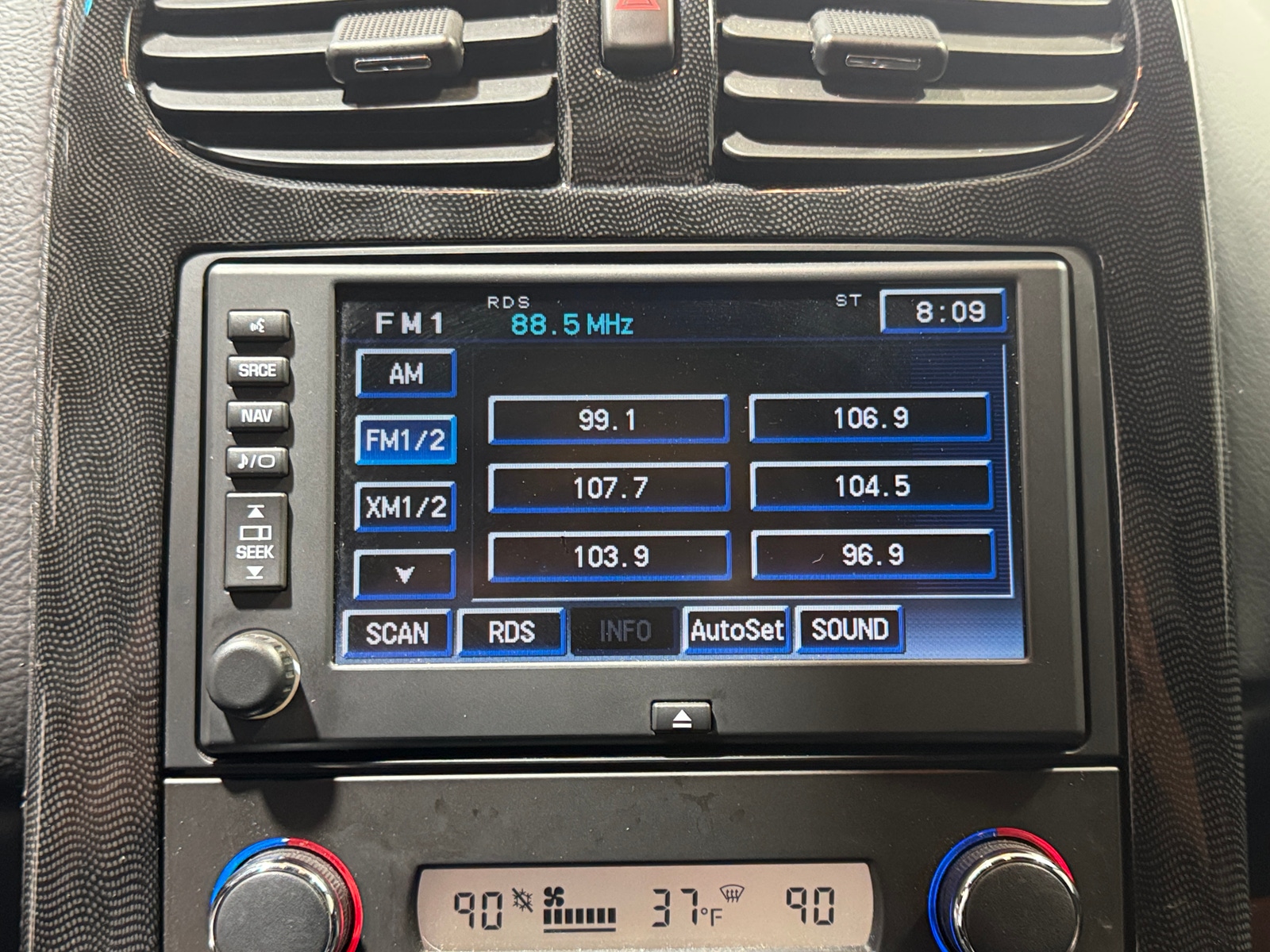 Thumbnail: 2011 Chevrolet Corvette - 3