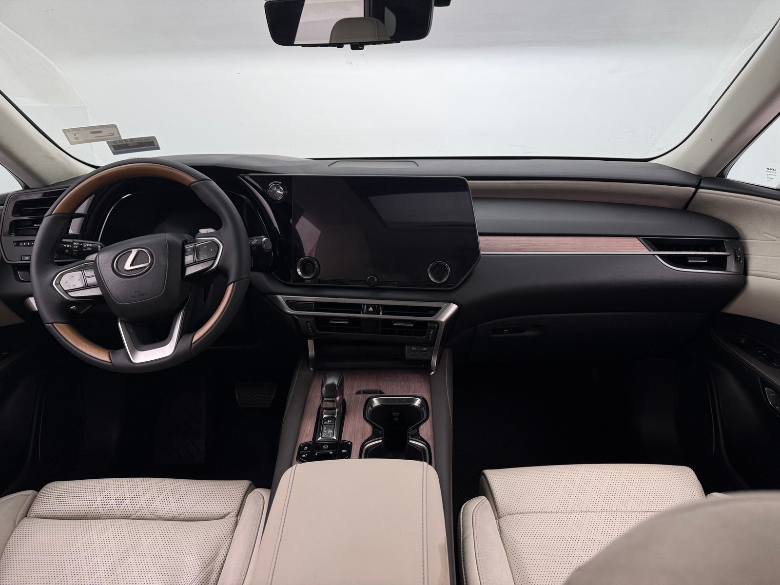 Thumbnail: 2023 Lexus RX - 3