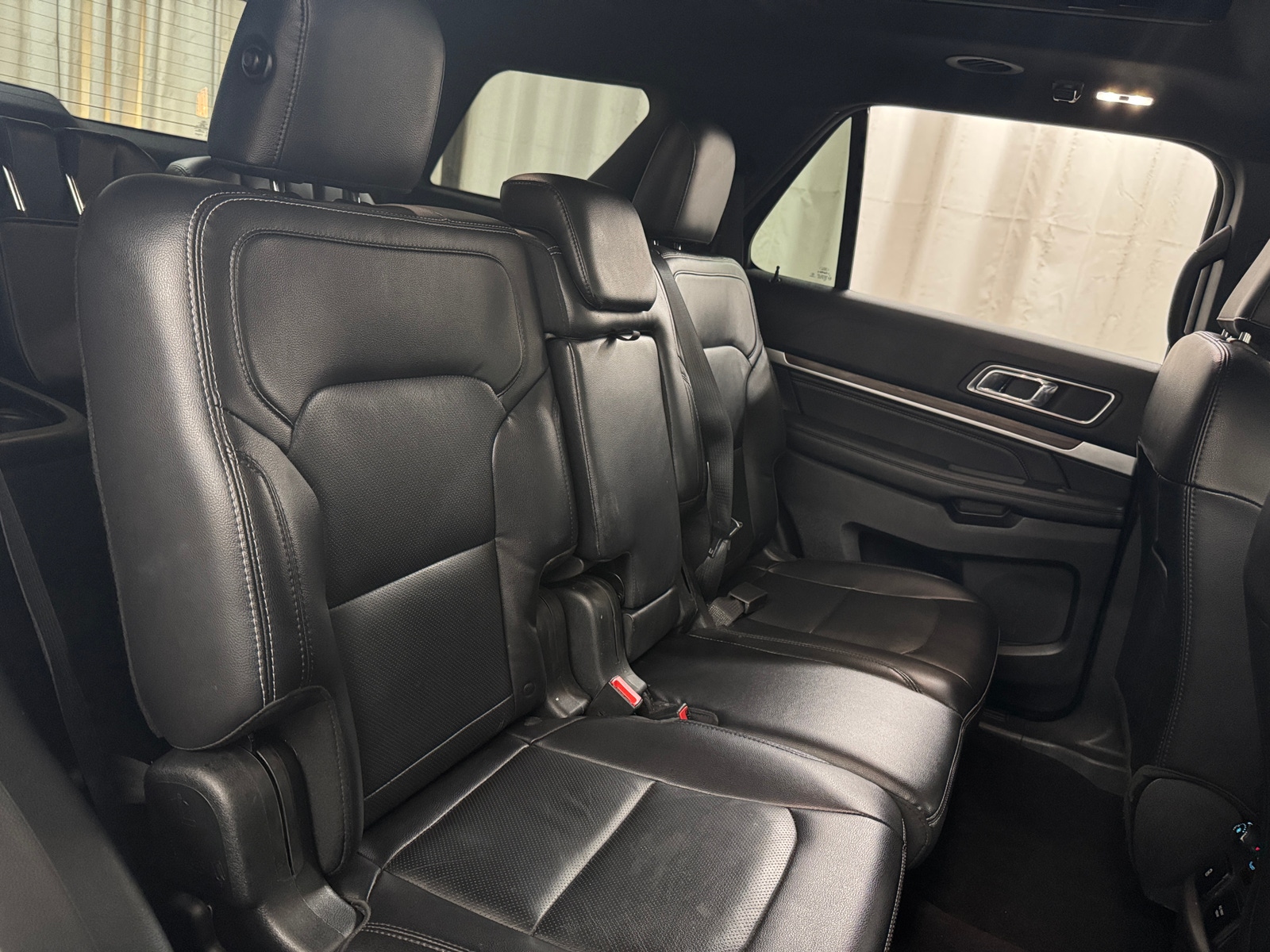 Thumbnail: 2019 Ford Explorer - 5