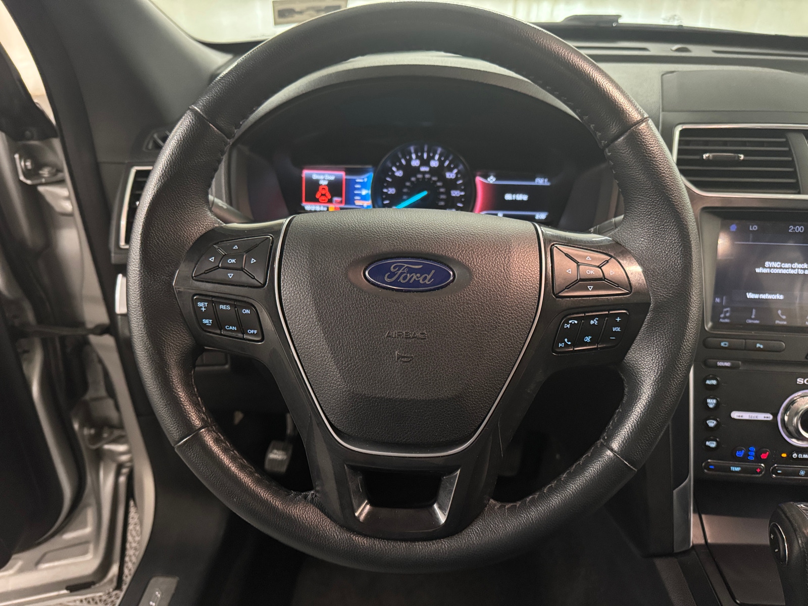 Thumbnail: 2019 Ford Explorer - 4