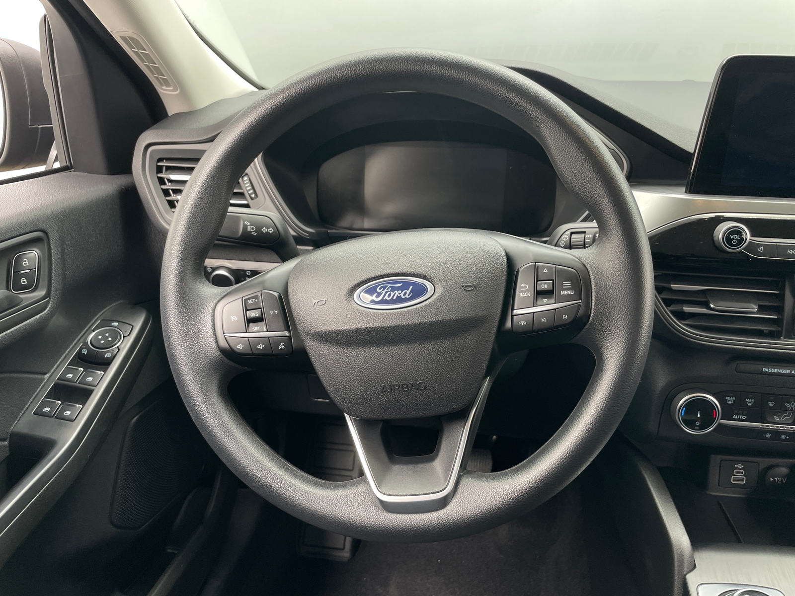 Thumbnail: 2025 Ford Escape - 5