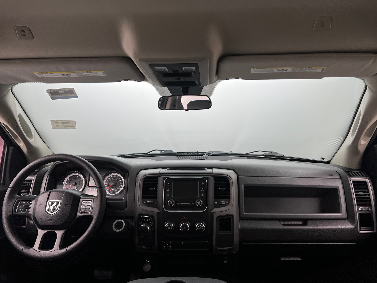 Thumbnail: 2020 RAM 1500 Classic - 3