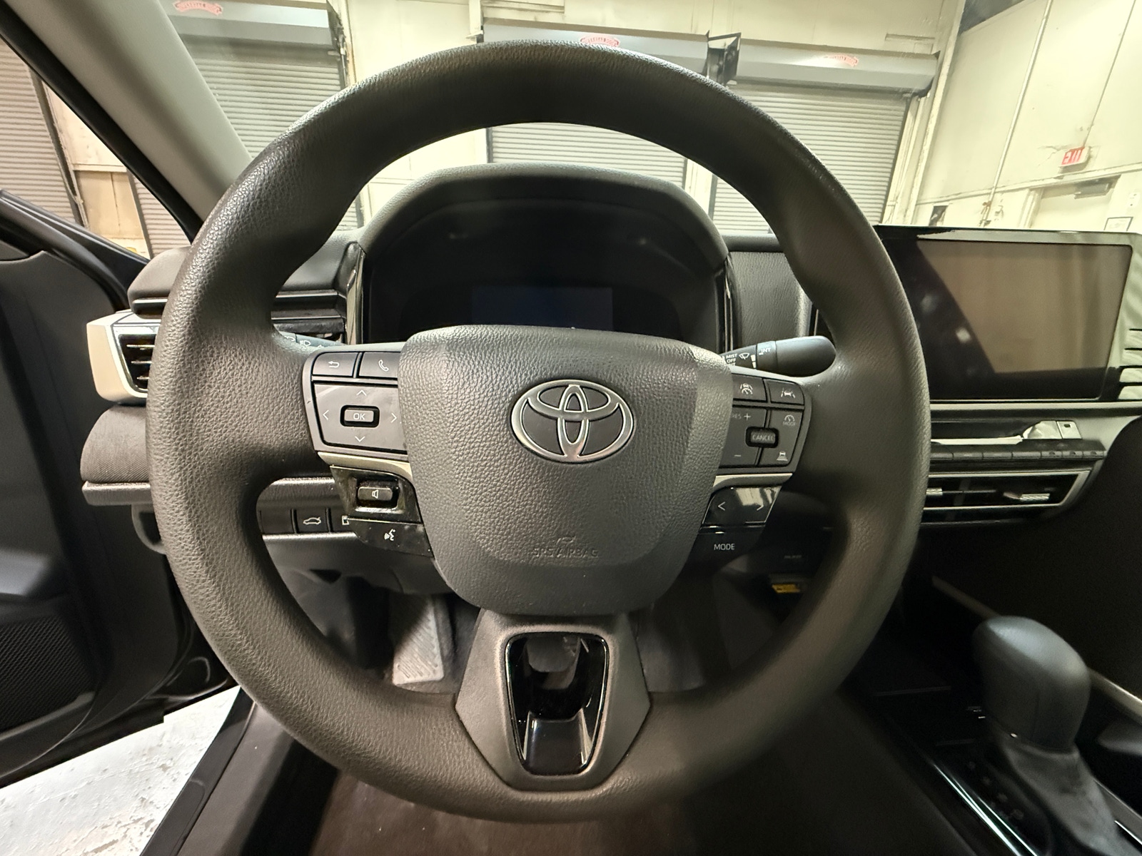 Thumbnail: 2025 Toyota Camry - 5