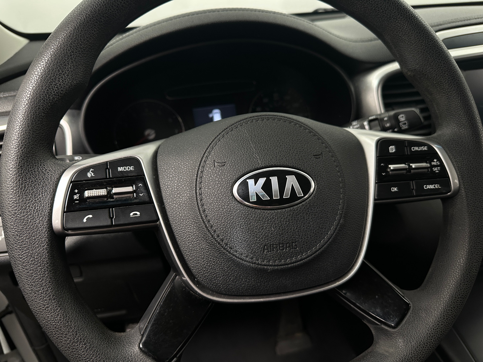 Thumbnail: 2019 Kia Sorento - 5