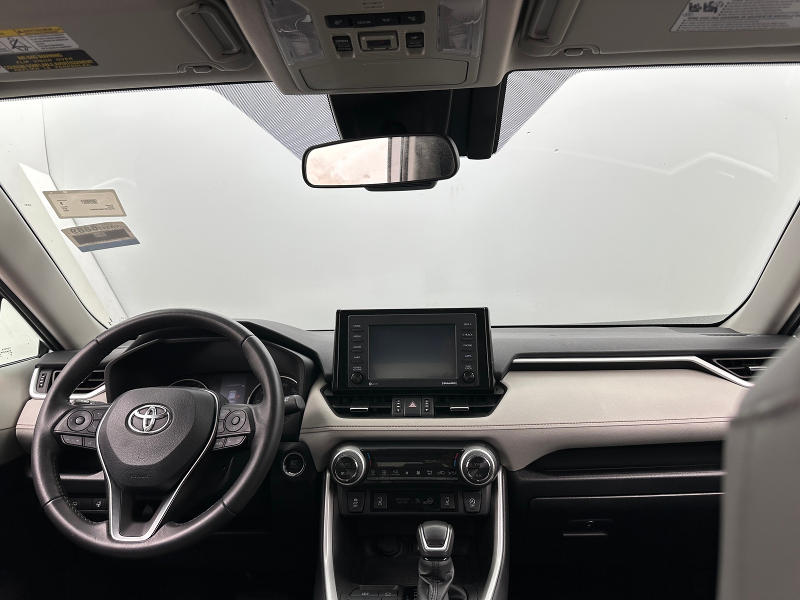 Thumbnail: 2022 Toyota RAV4 - 2