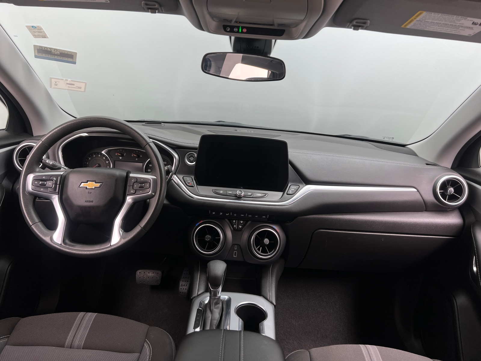 Thumbnail: 2023 Chevrolet Blazer - 3