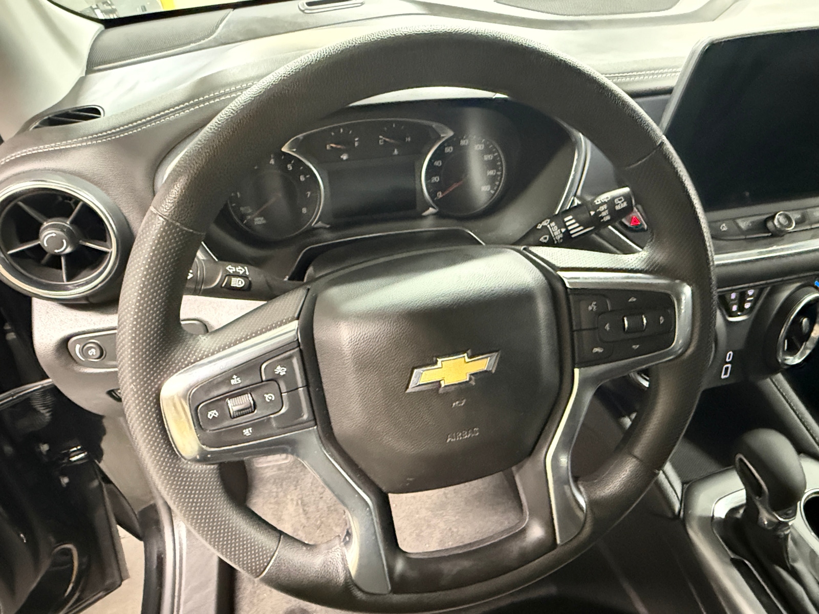 Thumbnail: 2023 Chevrolet Blazer - 5