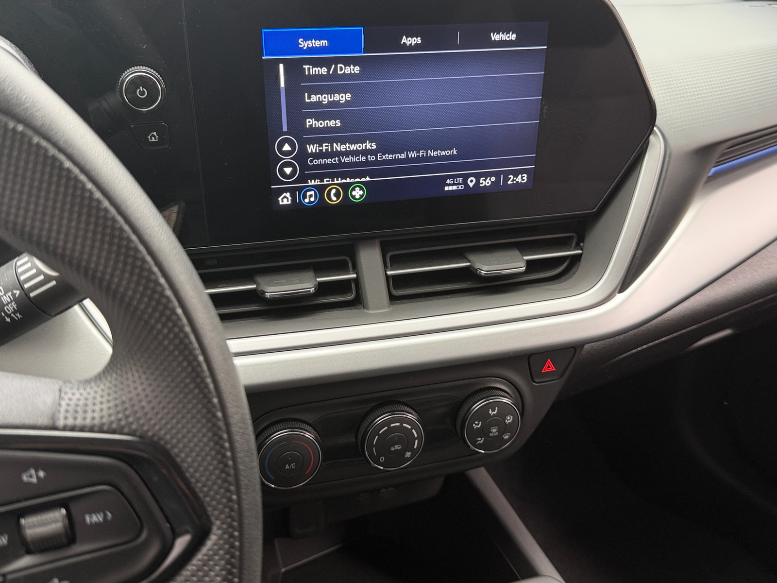 Thumbnail: 2024 Chevrolet Trax - 4