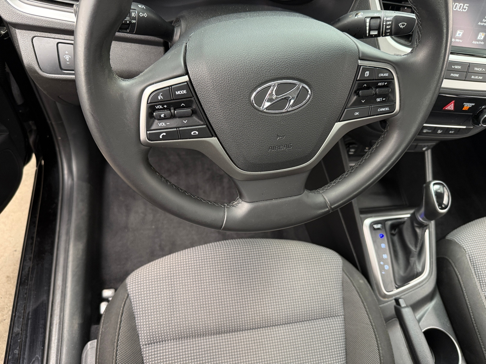 Thumbnail: 2022 Hyundai Accent - 5