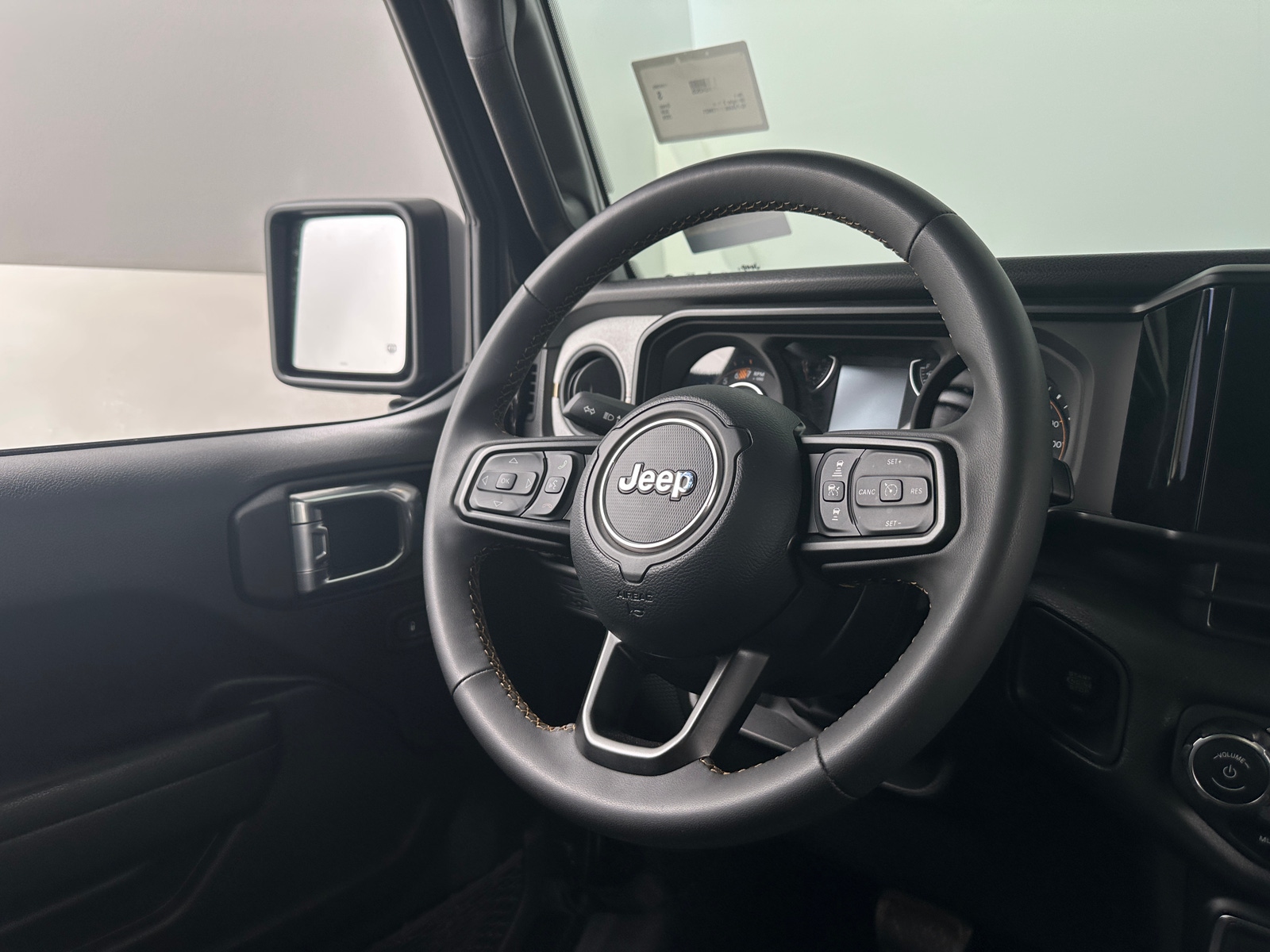 Thumbnail: 2024 Jeep Wrangler - 5