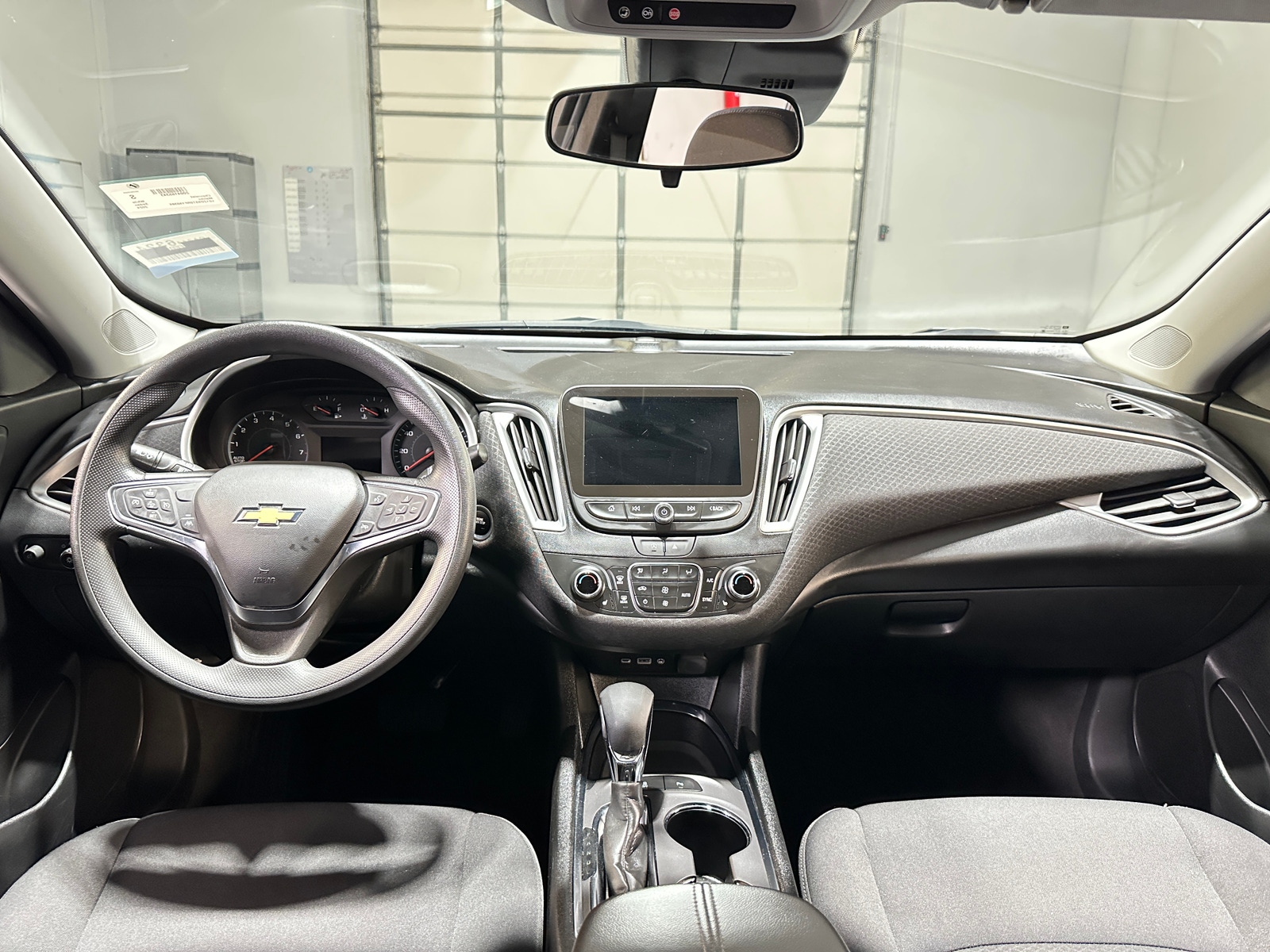 Thumbnail: 2024 Chevrolet Malibu - 3