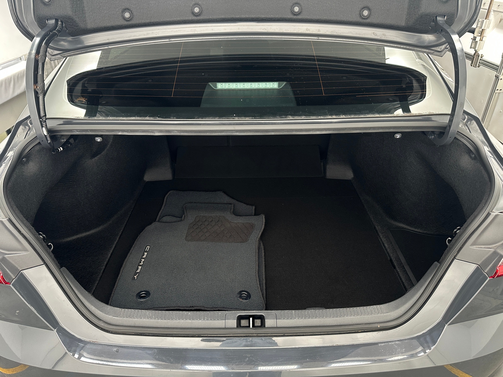 Thumbnail: 2025 Toyota Camry - 6