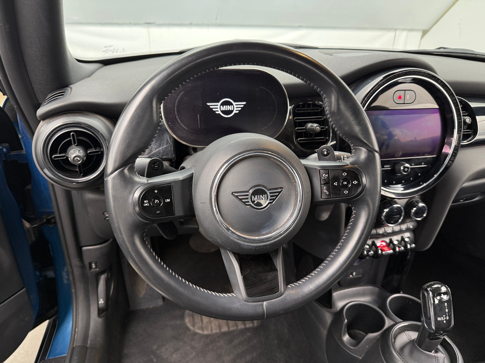 Thumbnail: 2024 MINI Cooper Convertible - 4