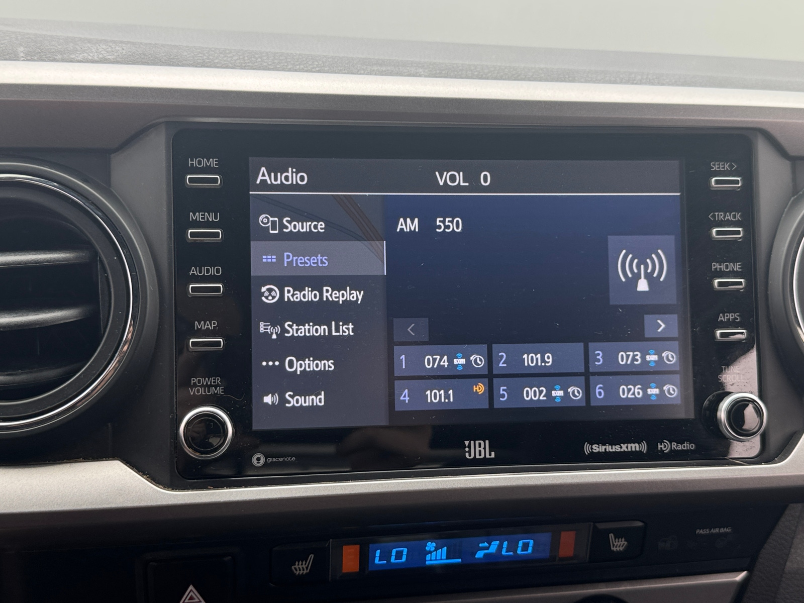 Thumbnail: 2022 Toyota Tacoma - 3