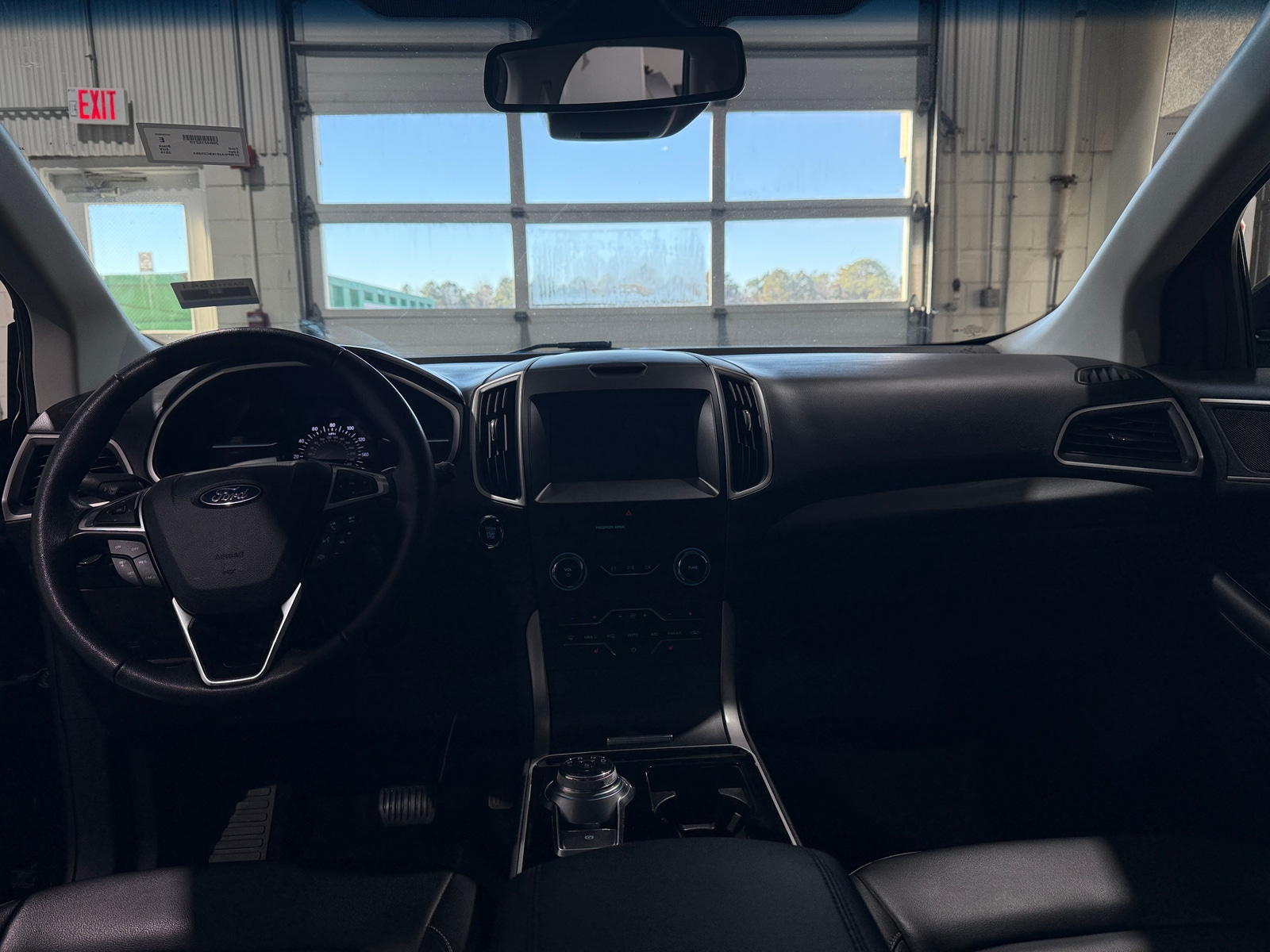 Thumbnail: 2019 Ford Edge - 2