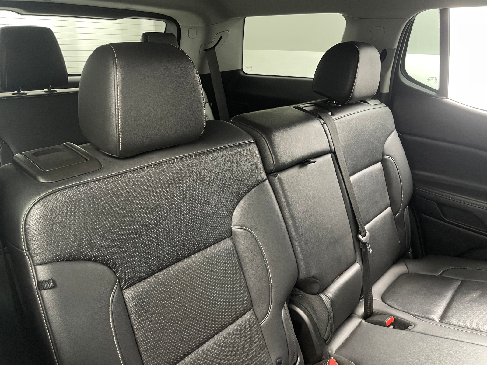 Thumbnail: 2023 GMC Acadia - 5