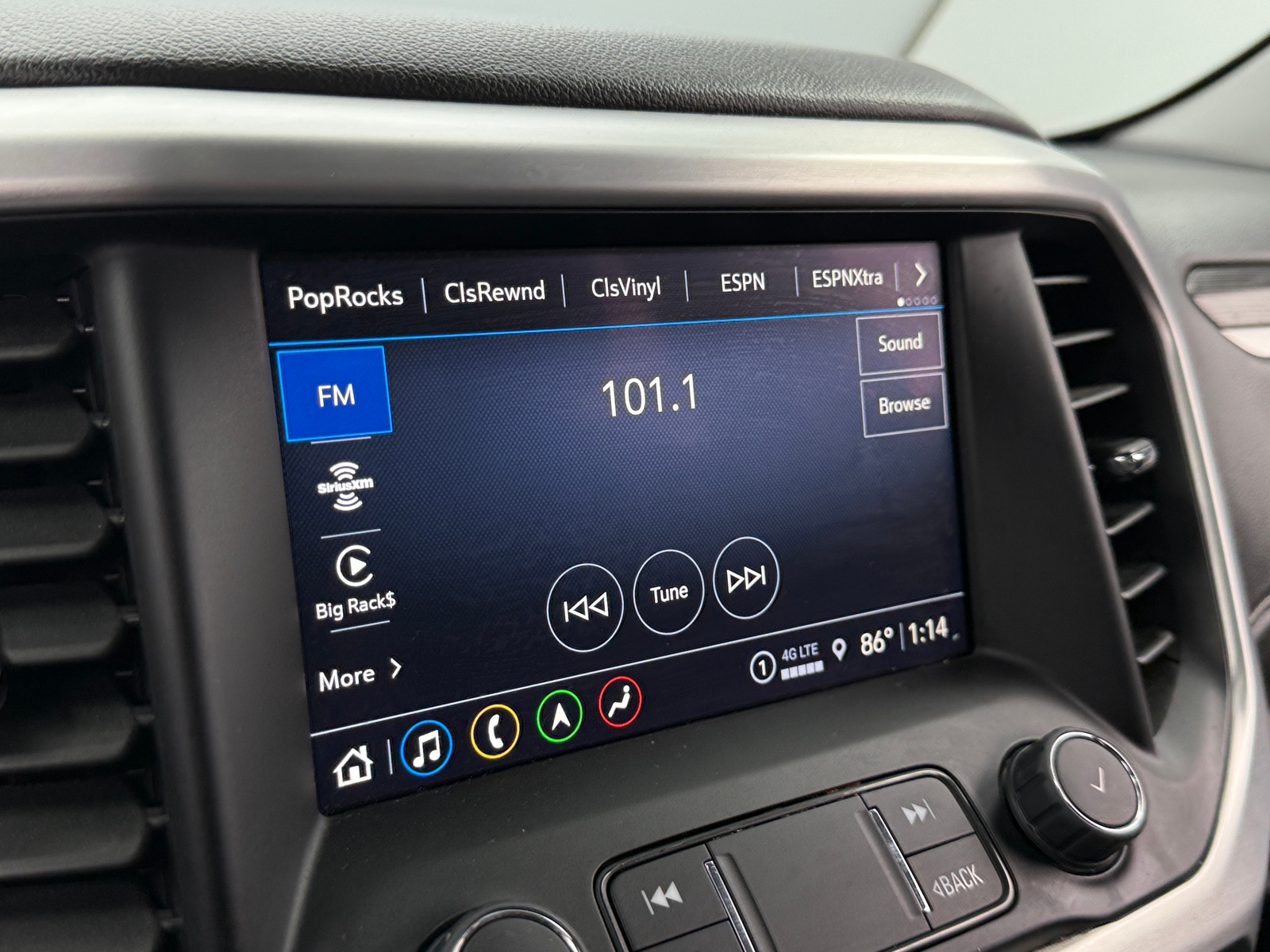 Thumbnail: 2023 GMC Acadia - 3