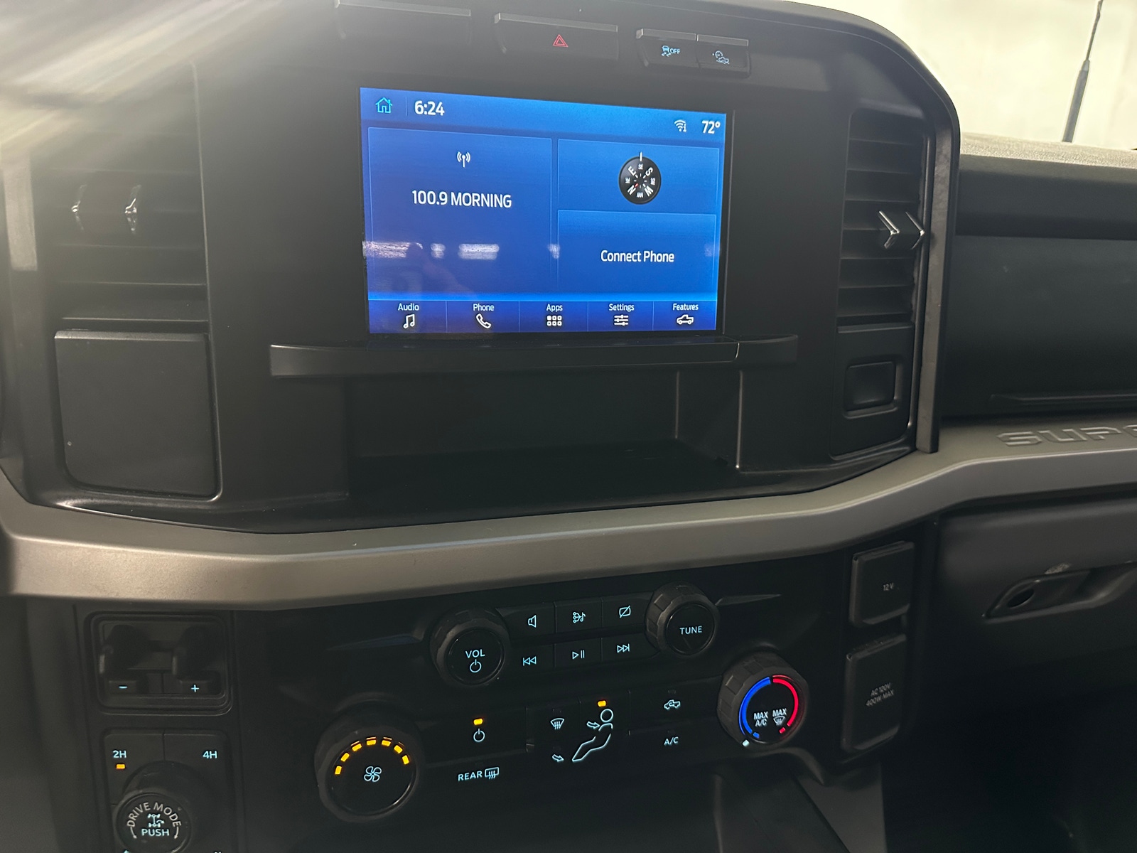 Thumbnail: 2024 Ford Econoline - 4