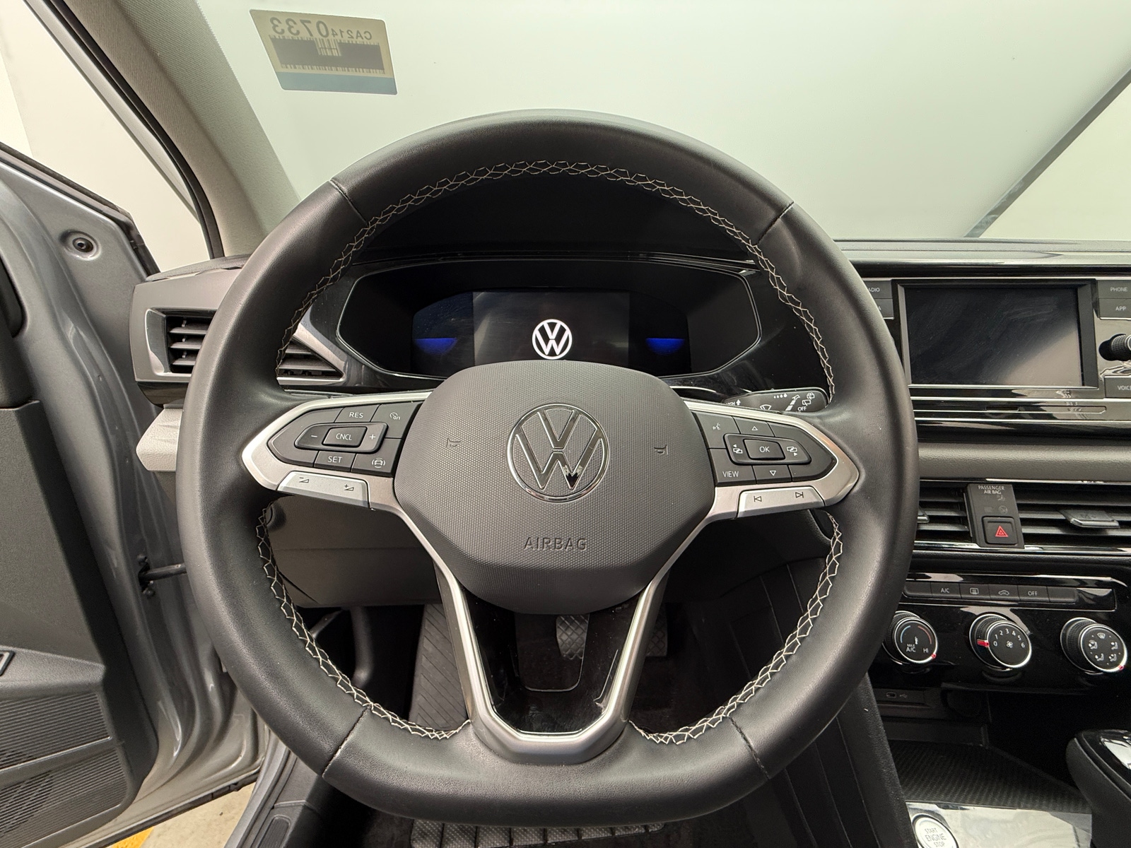 Thumbnail: 2023 Volkswagen Taos - 5