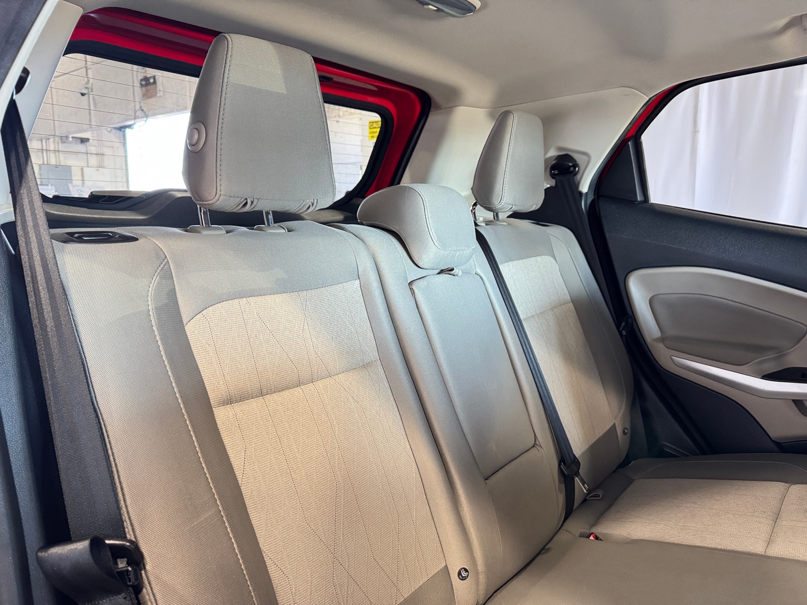 Thumbnail: 2018 Ford EcoSport - 6