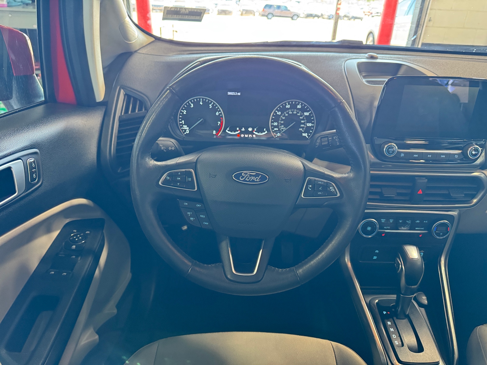Thumbnail: 2018 Ford EcoSport - 5