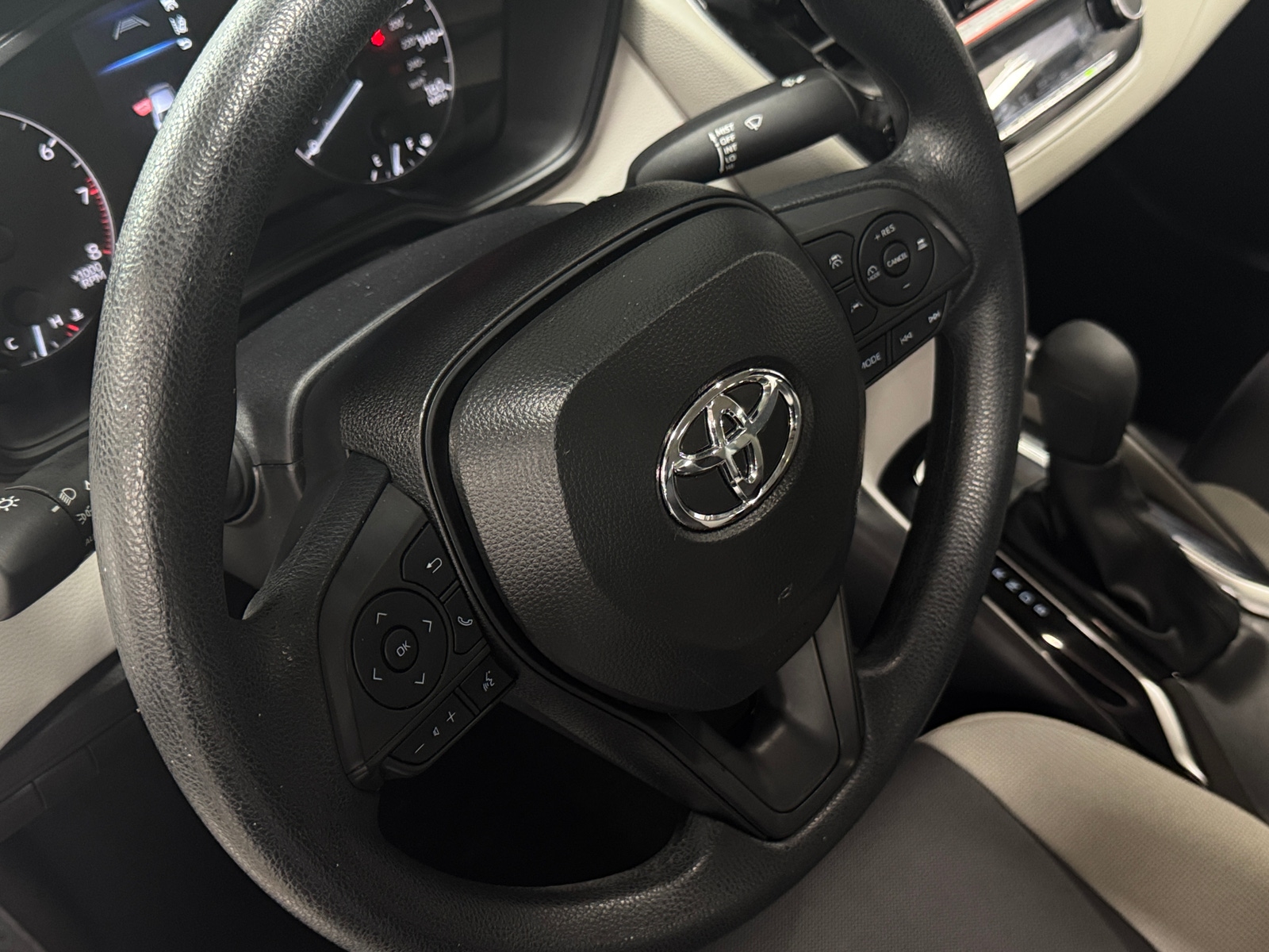 Thumbnail: 2025 Toyota Corolla - 5