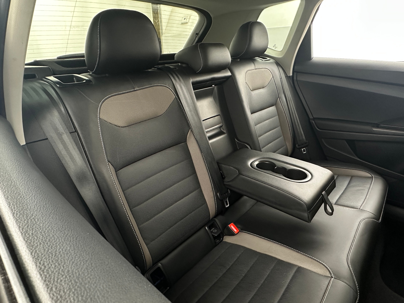 Thumbnail: 2022 Volkswagen Taos - 5