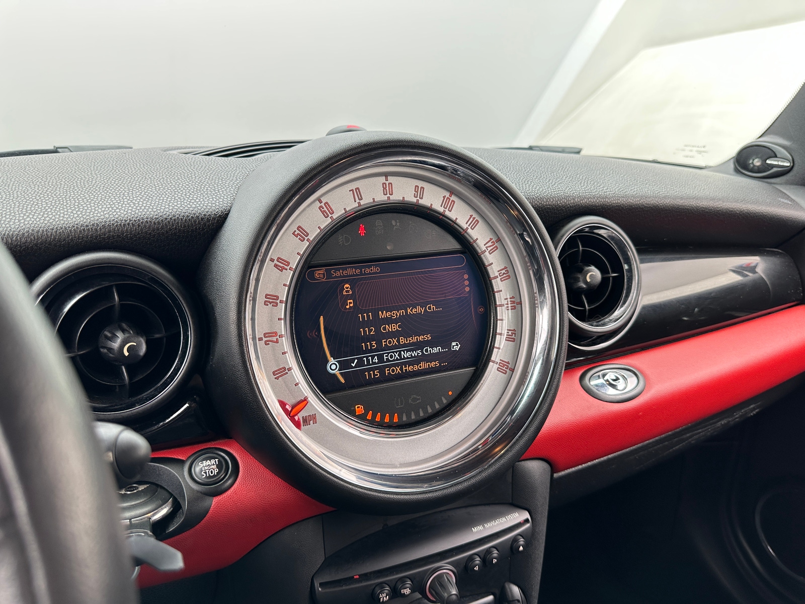 Thumbnail: 2014 MINI Cooper Convertible - 3