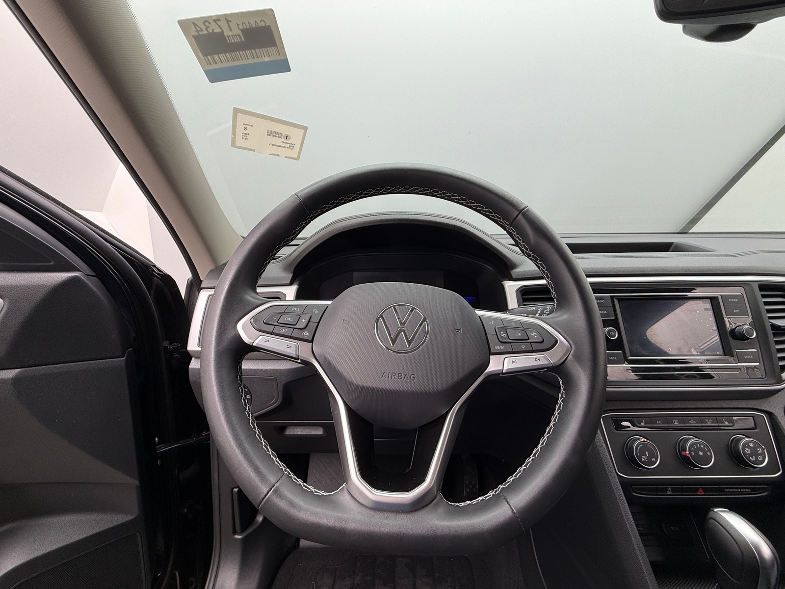 Thumbnail: 2022 Volkswagen Atlas - 4