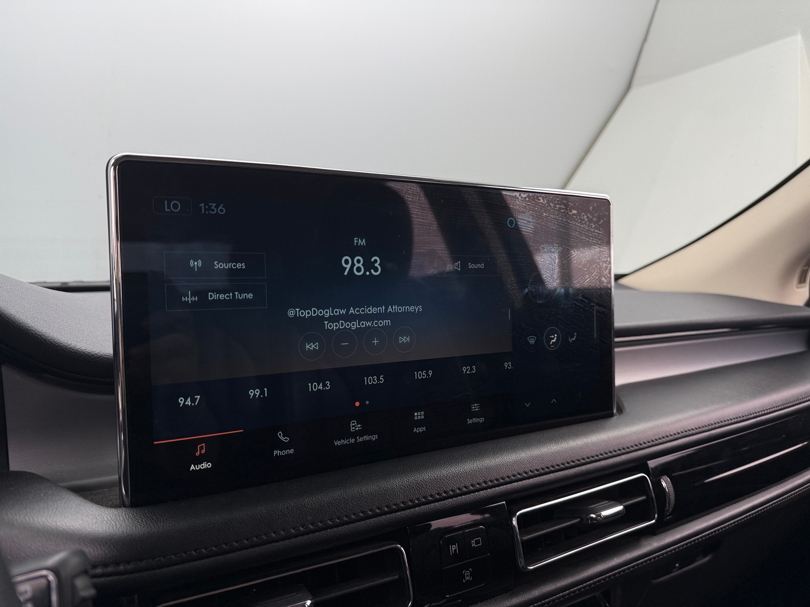 Thumbnail: 2023 Lincoln Nautilus - 3