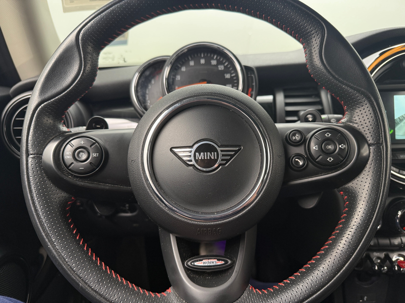 Thumbnail: 2020 MINI Cooper Hardtop - 4