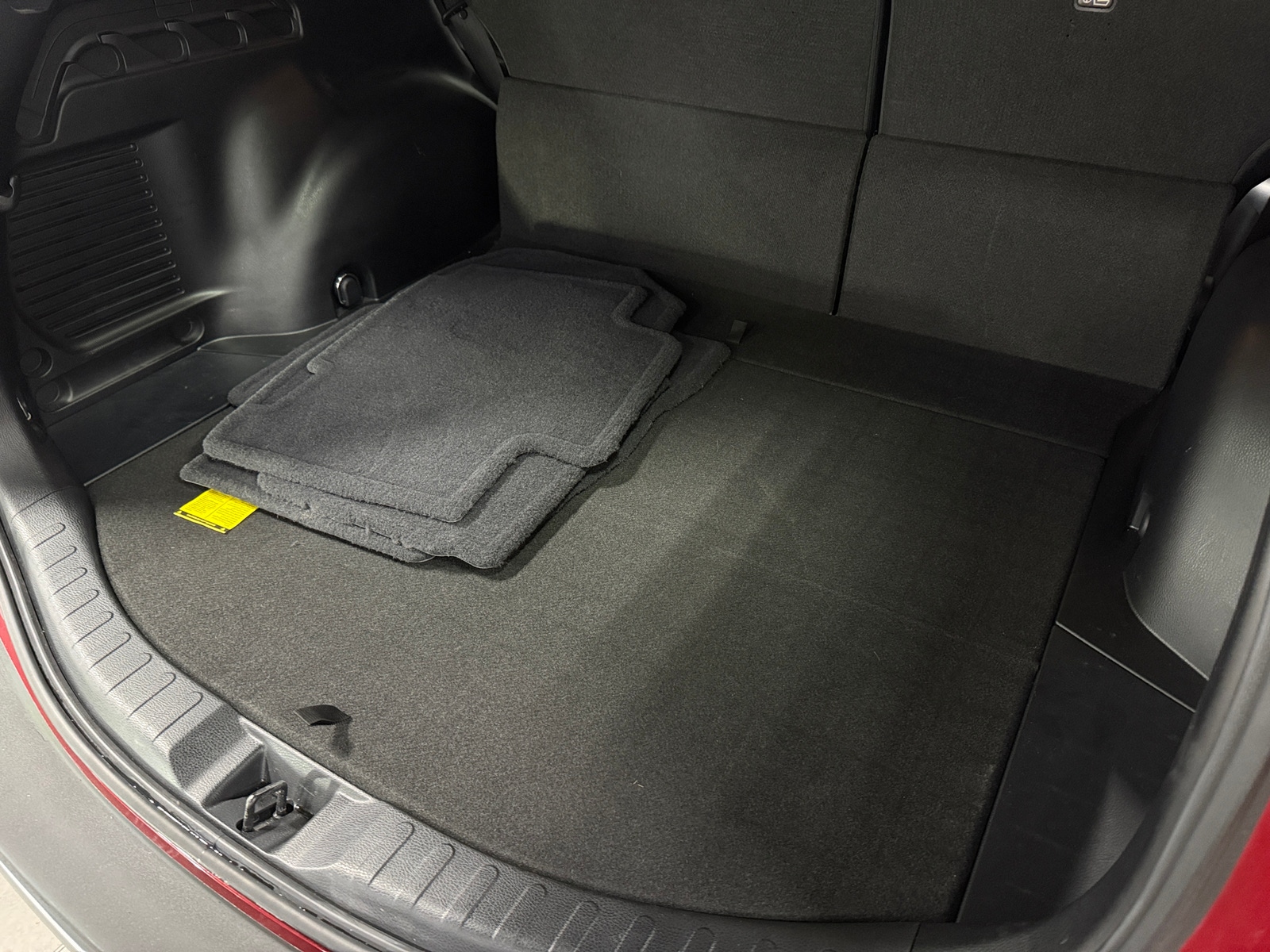 Thumbnail: 2018 Toyota RAV4 - 7