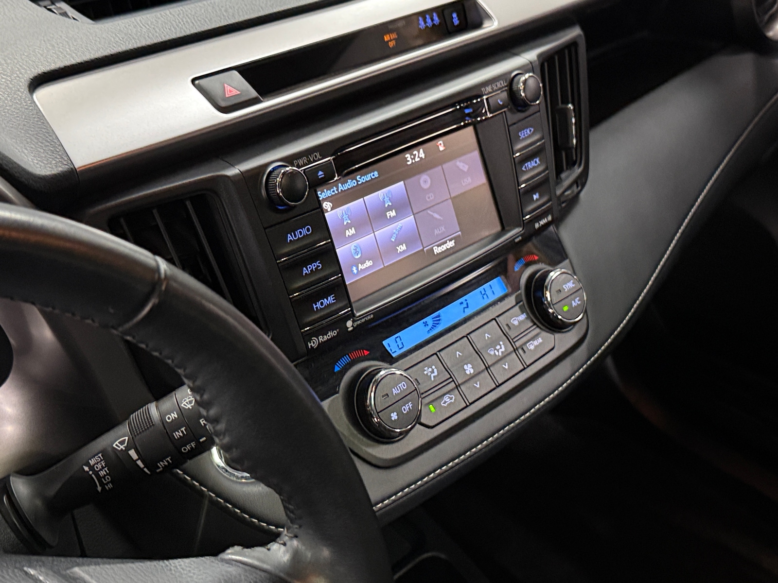 Thumbnail: 2018 Toyota RAV4 - 4