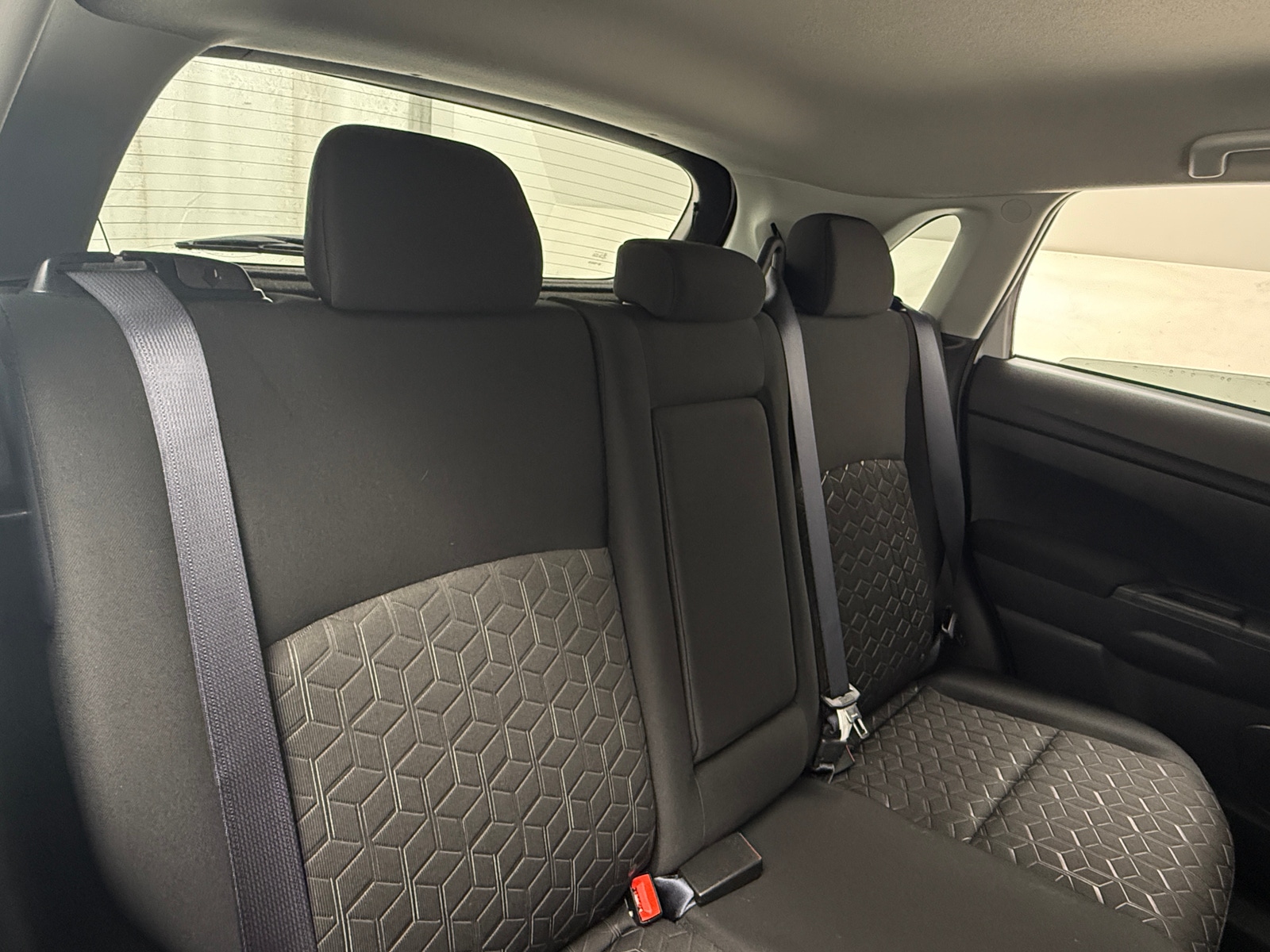 Thumbnail: 2024 Mitsubishi Outlander Sport - 6