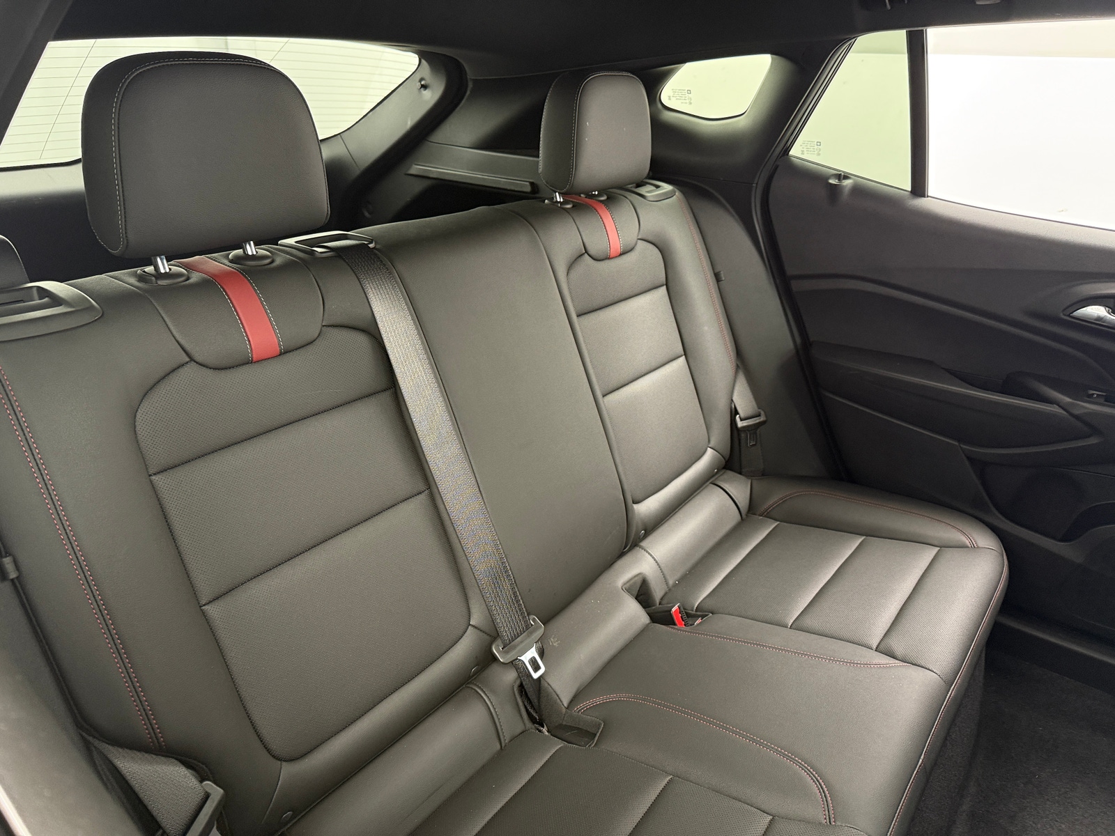 Thumbnail: 2025 Chevrolet Trax - 5