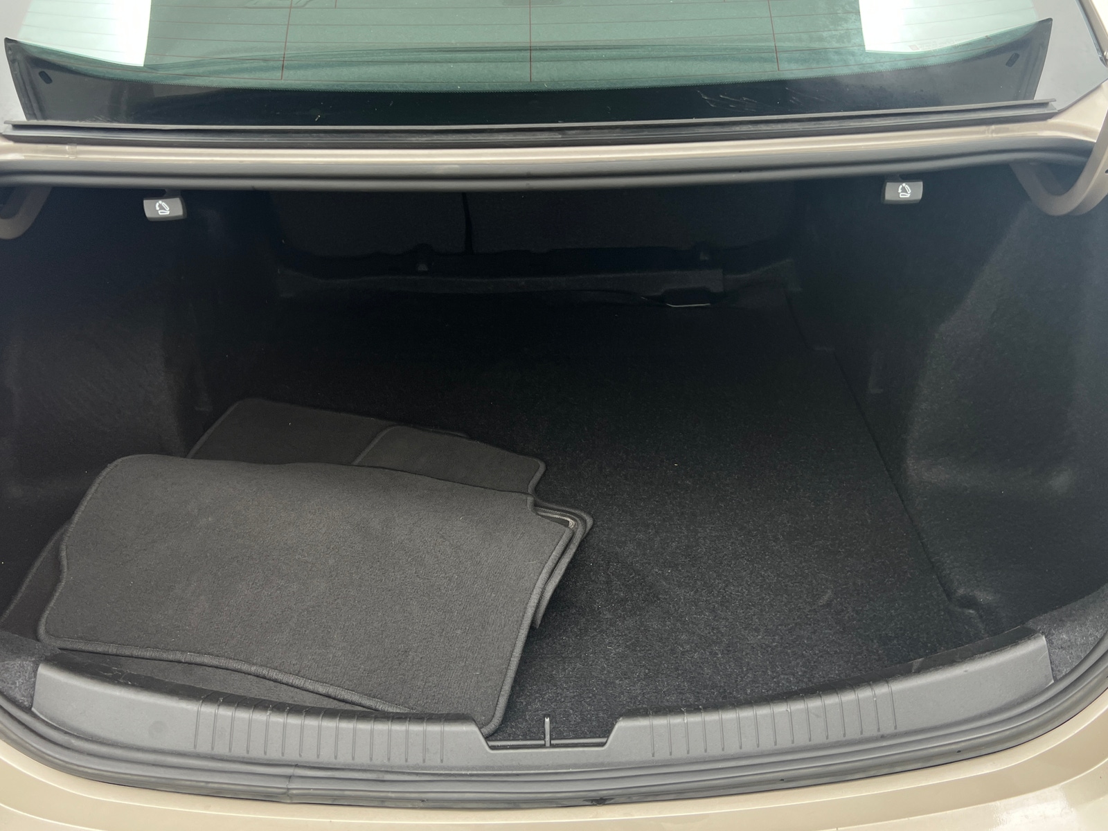 Thumbnail: 2024 Chevrolet Malibu - 7