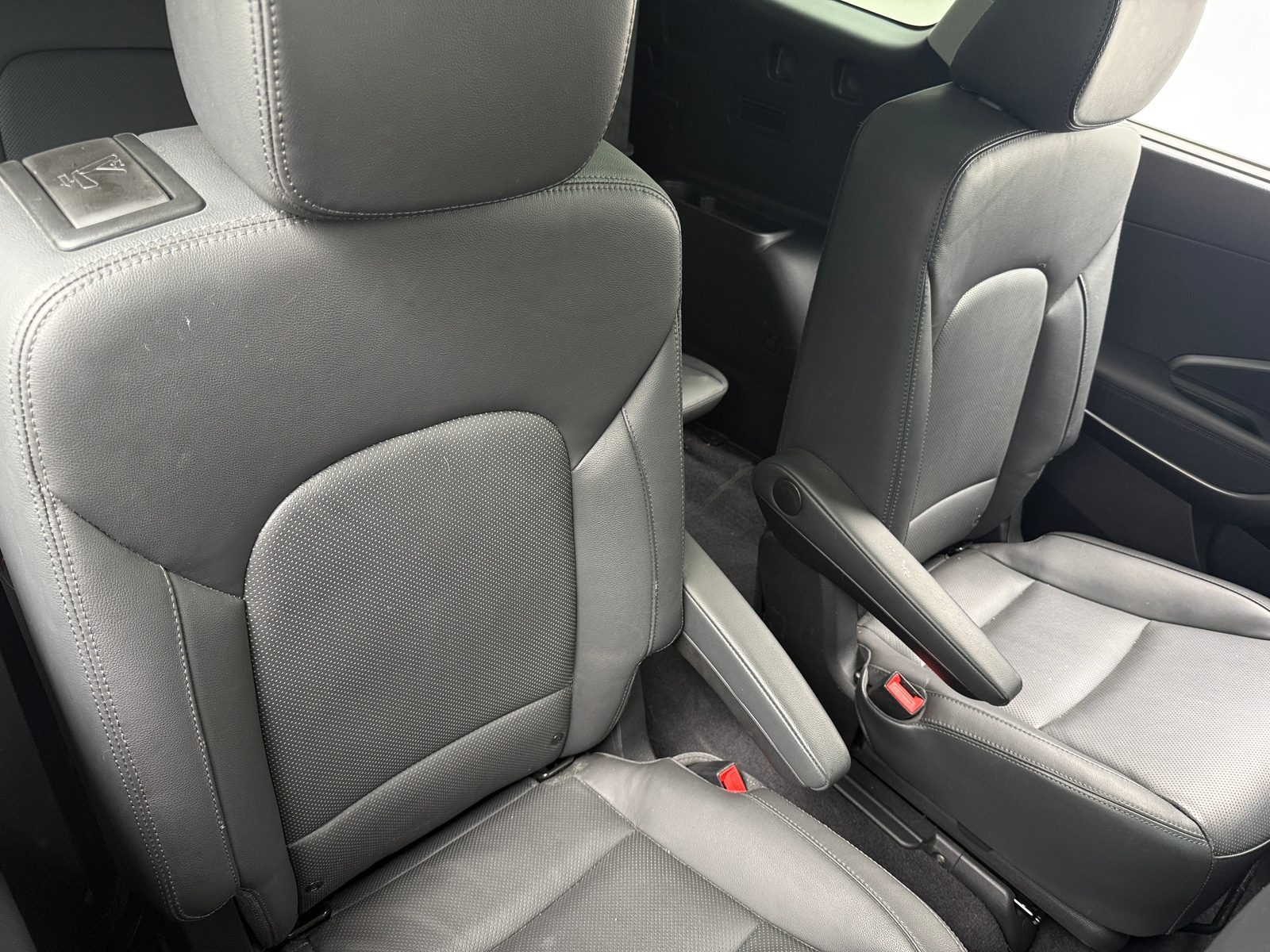 Thumbnail: 2018 Hyundai Santa Fe - 5