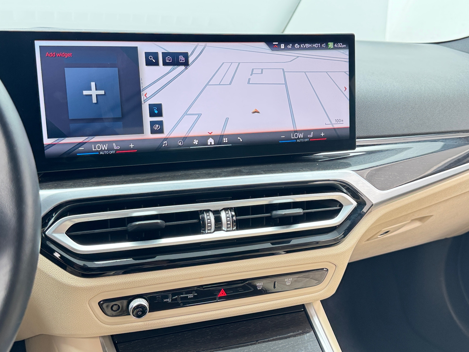 Thumbnail: 2024 BMW i4 - 2