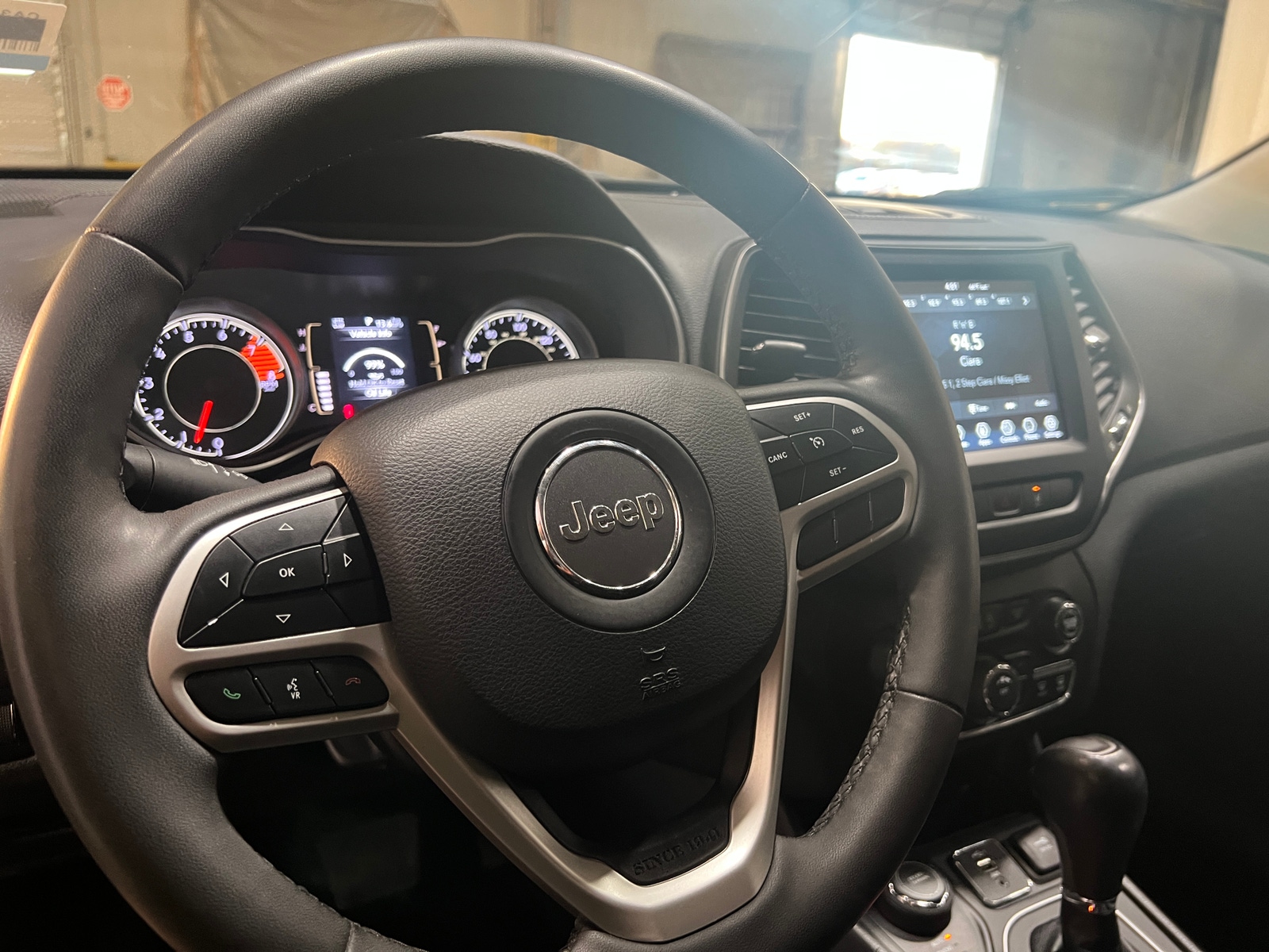 Thumbnail: 2022 Jeep Cherokee - 5